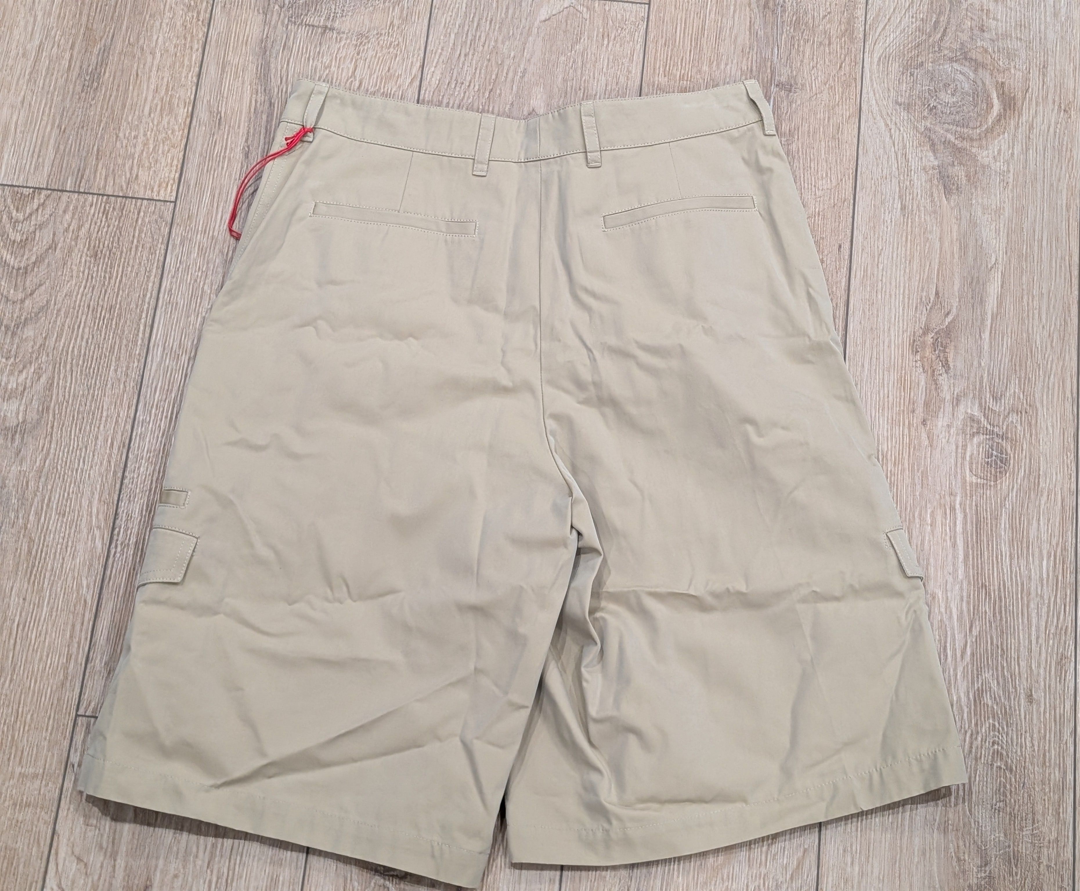 Alexander McQueen Alexander McQueen Cotton Cargo Shorts Beige 48 US 32 Size US 32 / EU 48 - 4 Thumbnail
