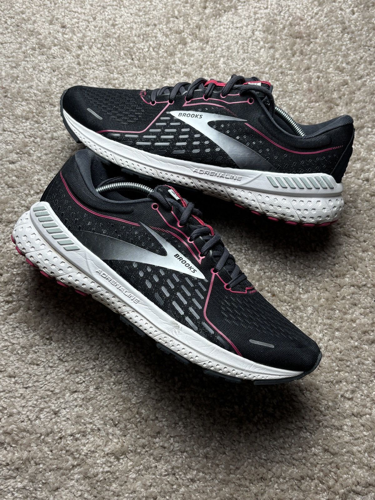 Brooks Brooks Adrenaline GTS 21 running shoes sport gym outdoor Size US 11 / EU 44 - 2 Thumbnail