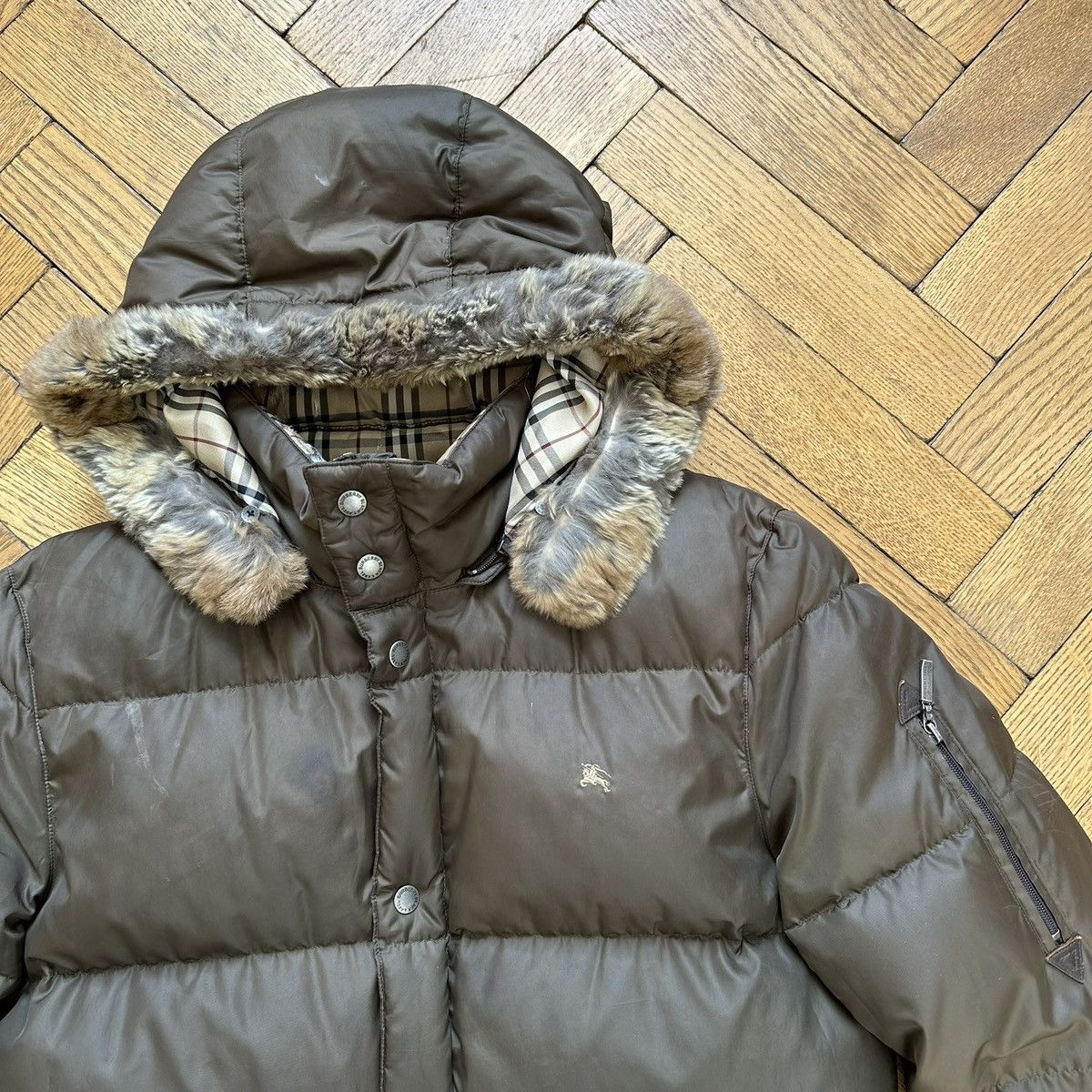 Burberry Burberry Black Label Fur Hood Puffer Jacket Size US L / EU 52-54 / 3 - 3 Thumbnail