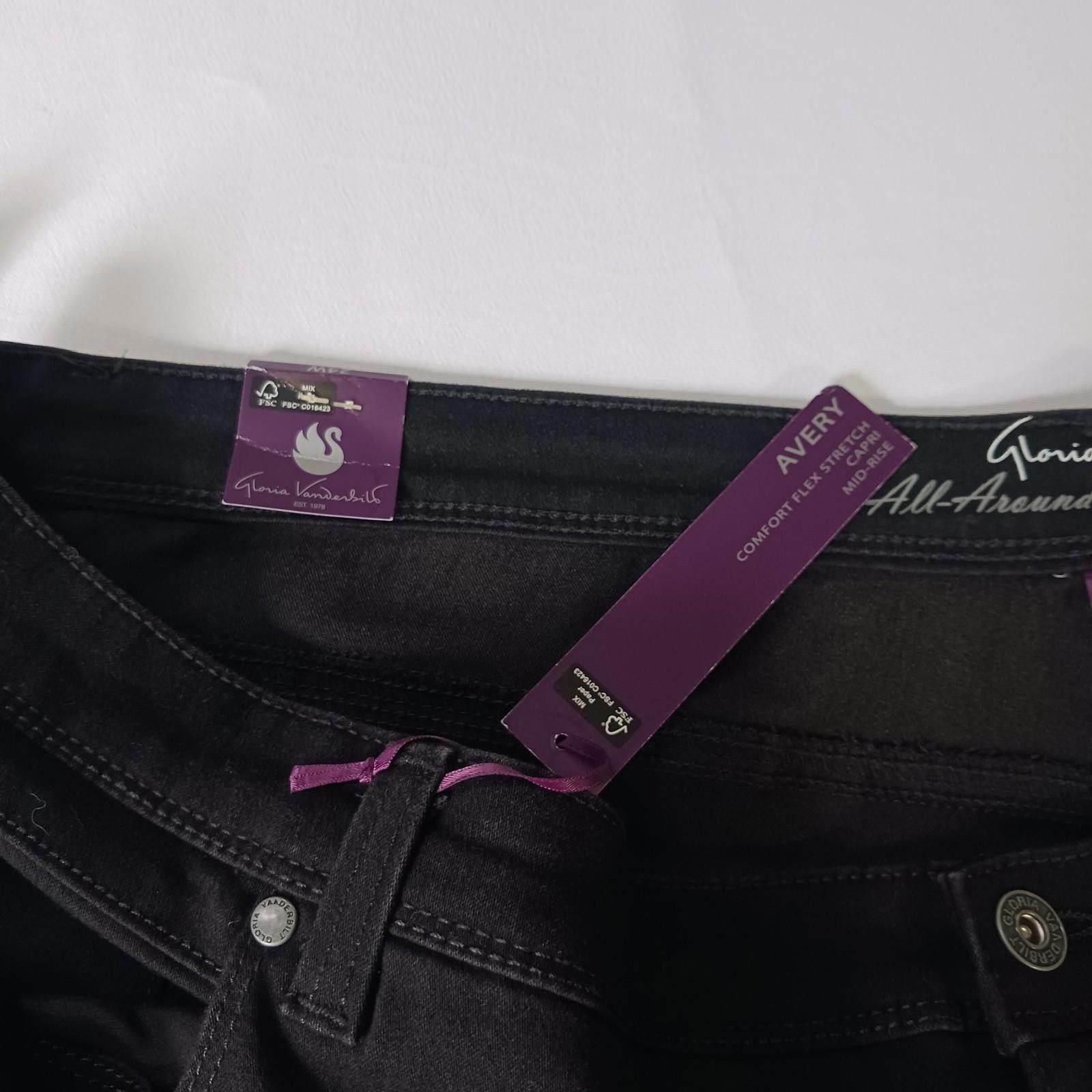 Other Gloria Vanderbilt LCF23235R AVERY Womens Black Shorts Sz 24W Size 42" / US 20 - 5 Thumbnail