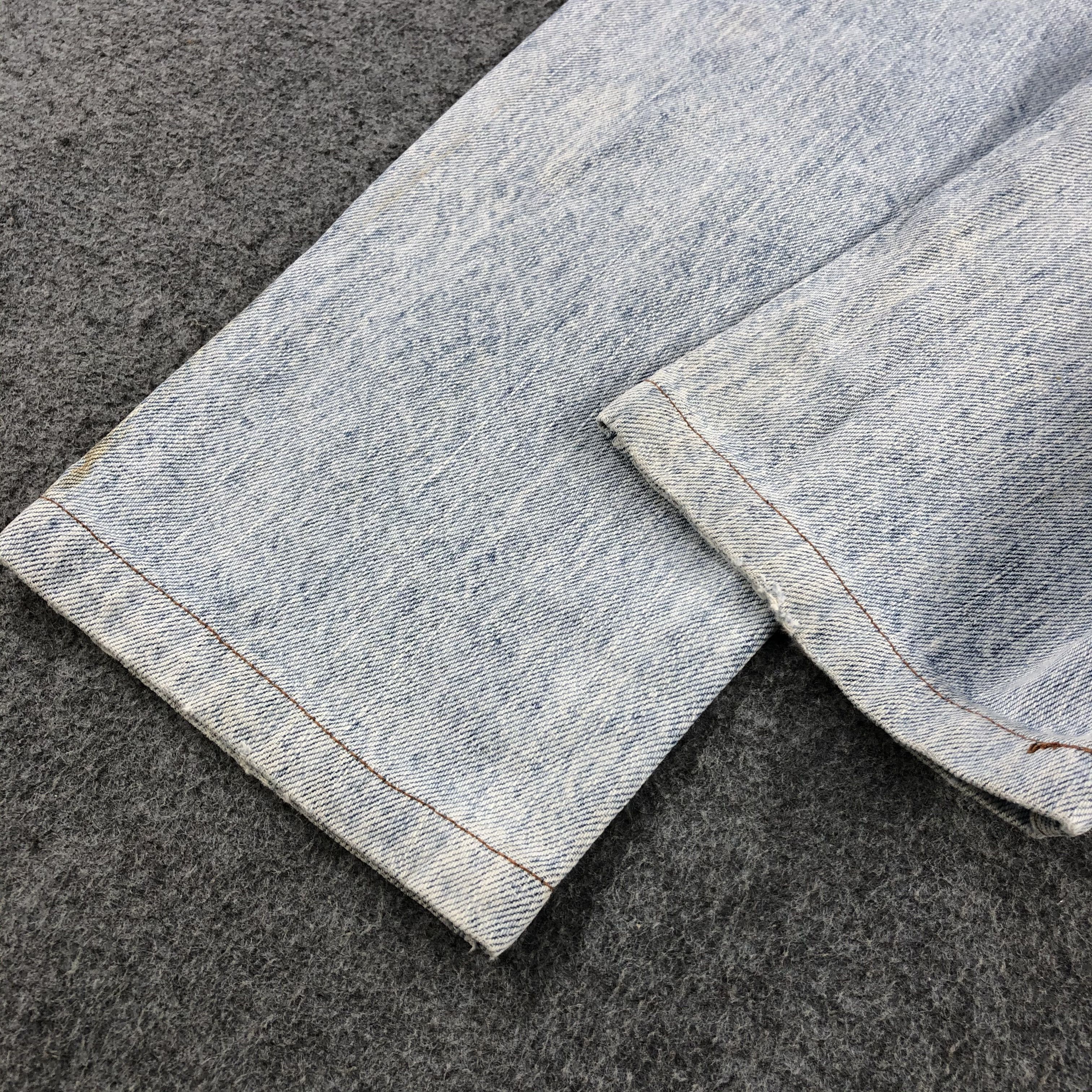 Levi's 90s Vintage Light Wash Levis Jeans-J1784 Size US 28 / EU 44 - 6 Thumbnail
