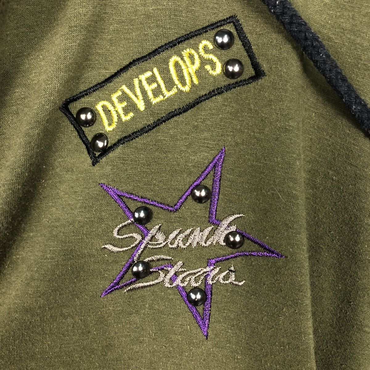 Japanese Brand Culture Wide Olive Punk Stud Hooded Sweatshirt Size US M / EU 48-50 / 2 - 21 Thumbnail