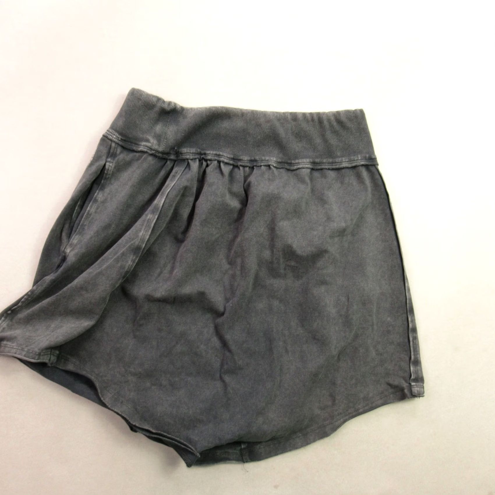 Vintage FP Movement Activewear Shorts Size S Dark Gray Ribbed Waist Casual Gym Women's Size 28" / US 6 / IT 42 - 5 Thumbnail