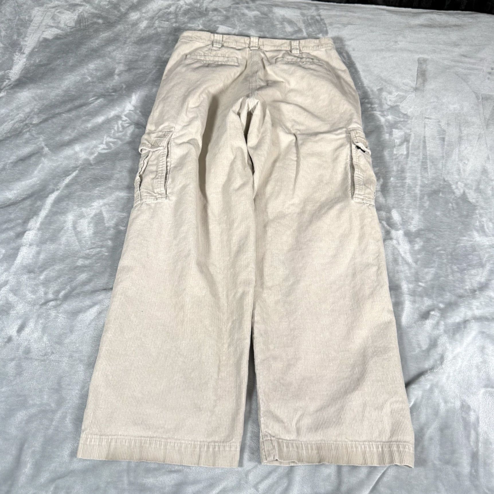Old Navy VINTAGE Old Navy Corduroy Cargo Pants Mens 33 Beige Distressed Cargo Pocket Straight Regular 30 Inseam Y2K Influence Size US 33 - 7 Thumbnail