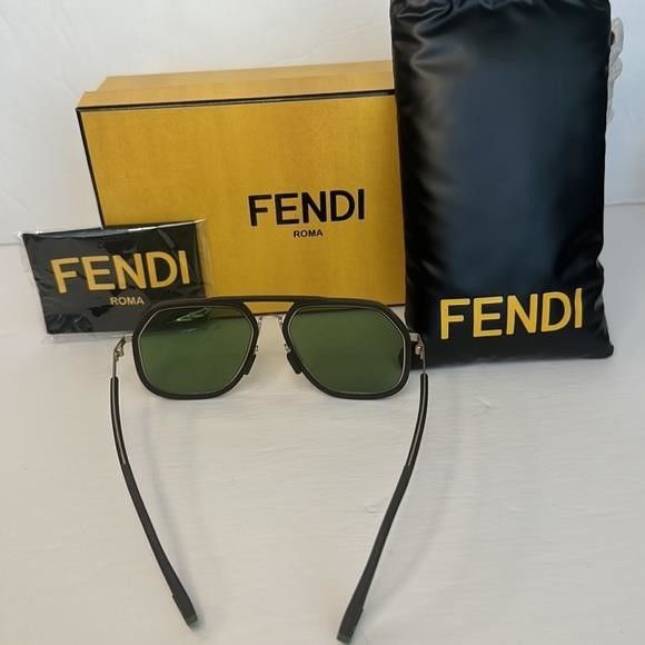 Fendi - New Authentic💯- FENDI Green Mirror Navigator Men's Sungla Size ONE SIZE - 12 Thumbnail