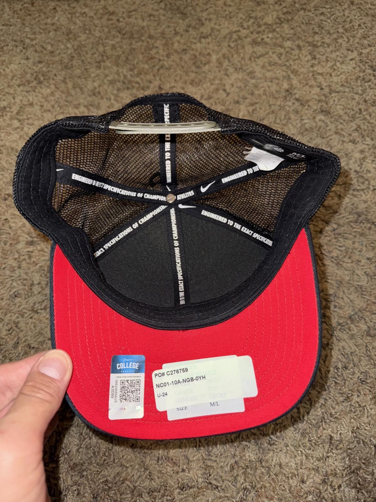 Nike Nike Men’s Georgia Bulldogs FTB TEAM ISSUED Snapback Veteran's Day Hat Sample Size ONE SIZE - 11 Thumbnail