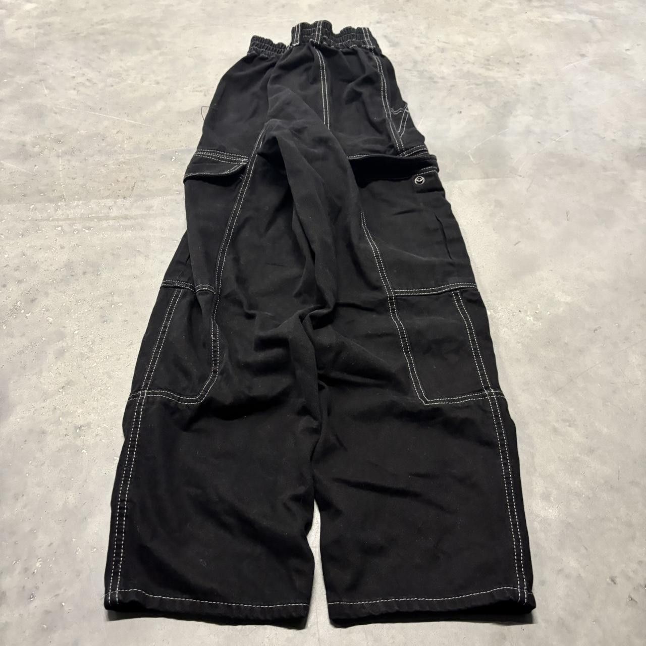 Japanese Brand × Vintage Crazy Vintage Y2K/2000s Grunge Black Streetwear Skater Cargo Pants! Size US 27 - 4 Thumbnail