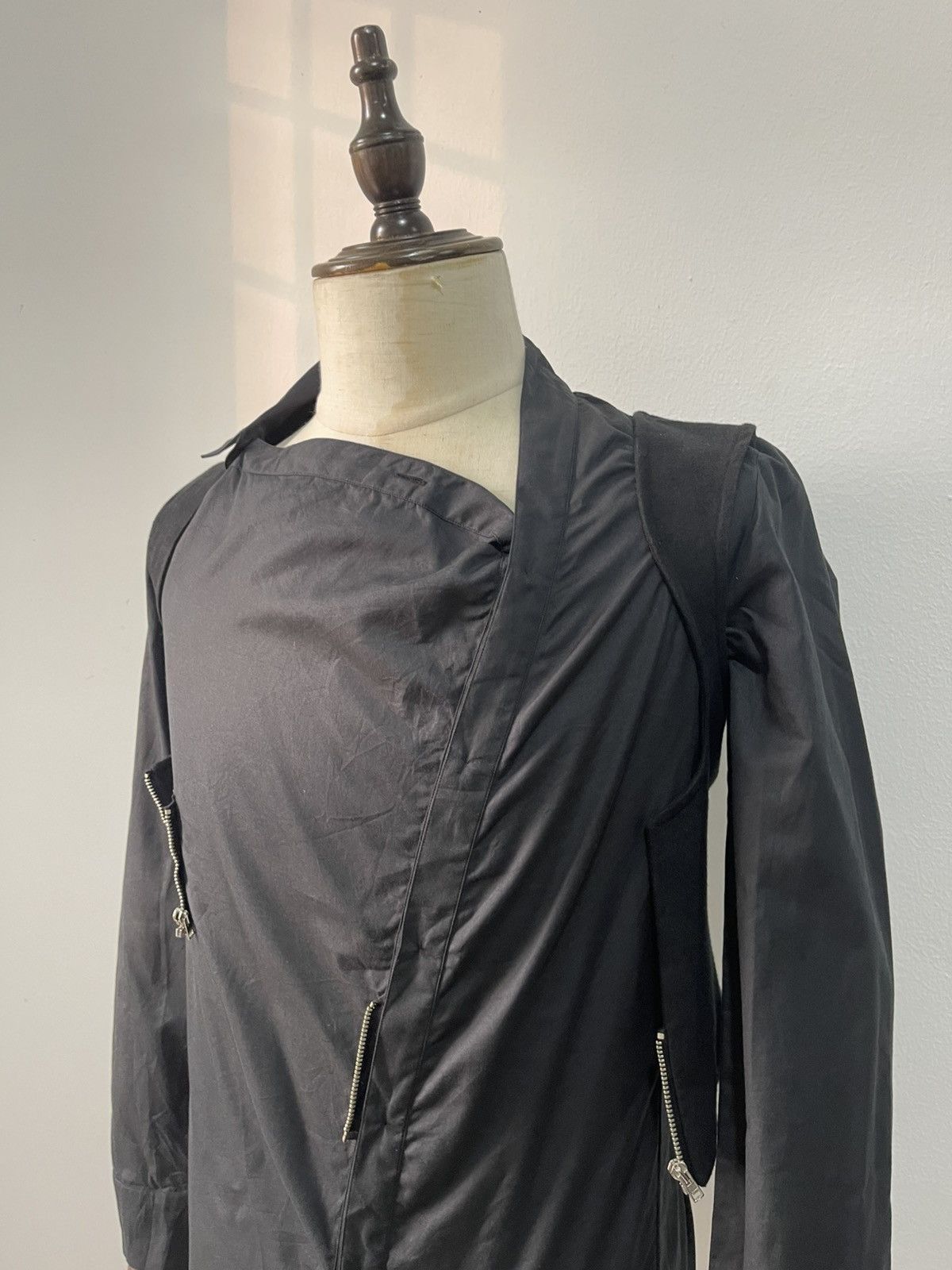 Hussein Chalayan 2003 Hussien Chalayan Asymmetrical Shirt Runway 10 Size M / US 6-8 / IT 42-44 - 3 Thumbnail