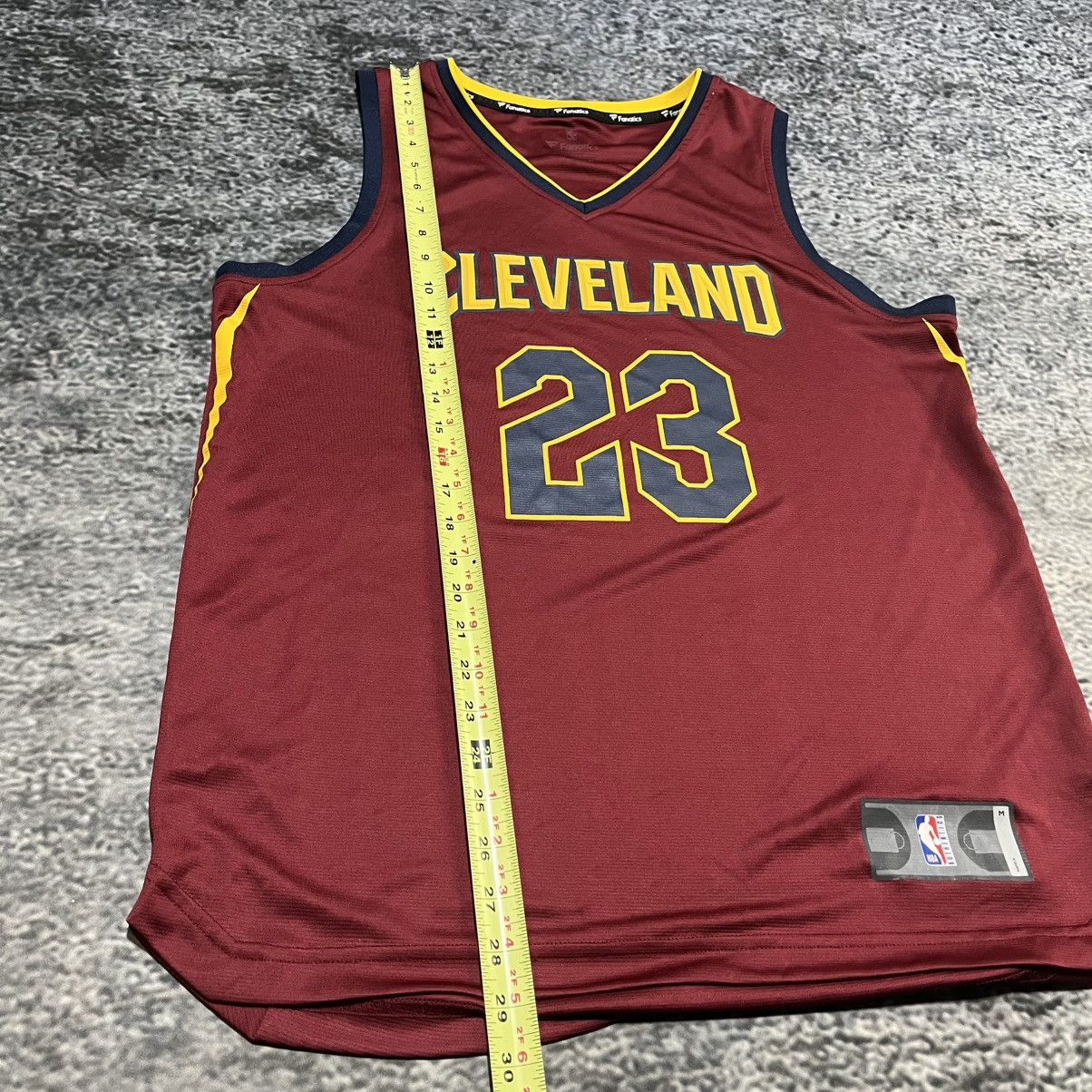 NBA Lebron James Cleveland Cavaliers #23 Home Jersey Size Medium Size US M / EU 48-50 / 2 - 10 Thumbnail