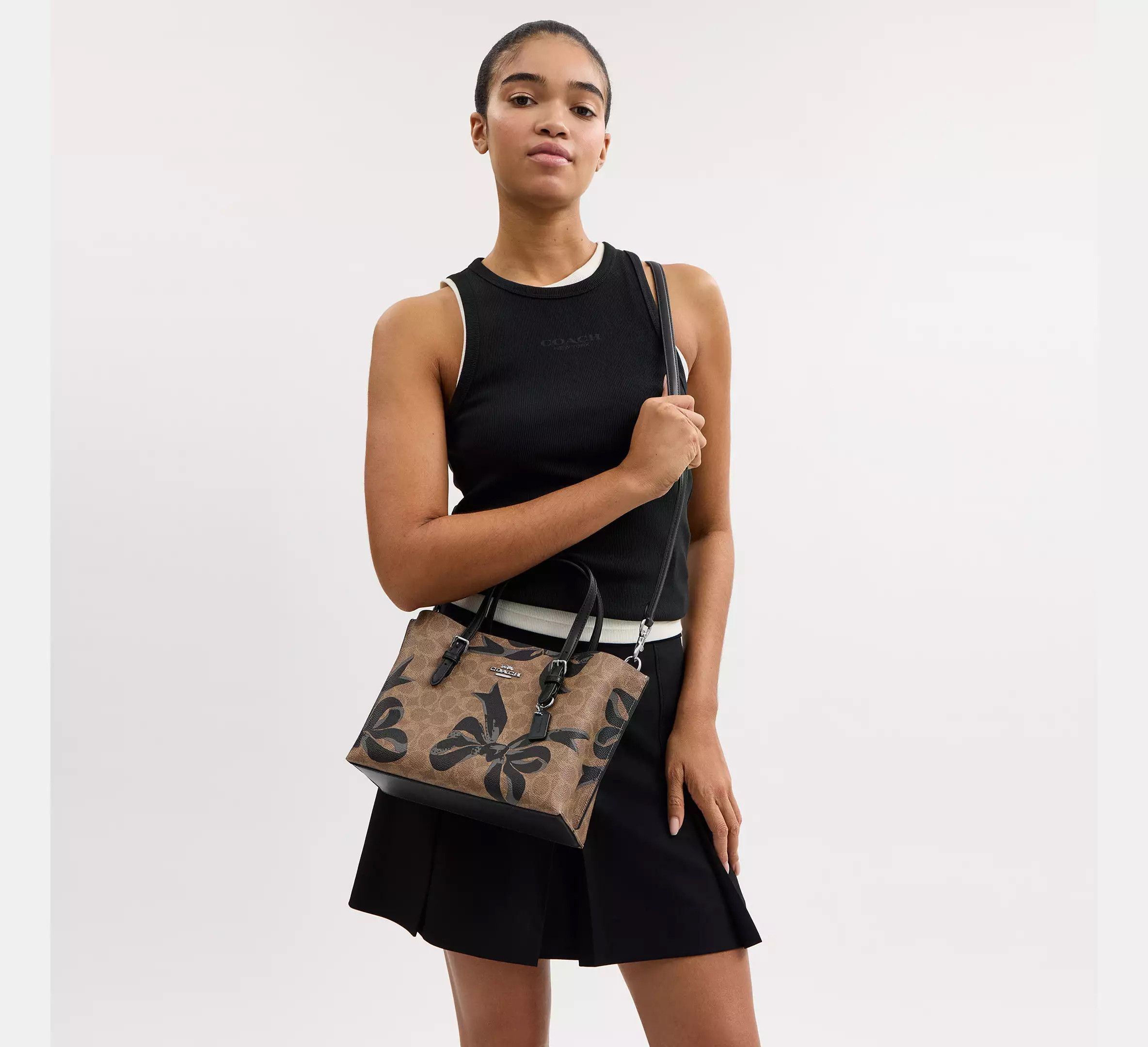 Coach Mollie Tote Bag 25 In Signature Canvas With Bow Print CZ767 Size ONE SIZE - 9 Thumbnail