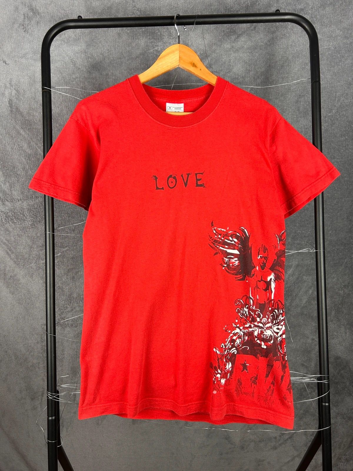 Vintage Love Hate Robbie Williams Europe tour tee from 2003 vintage Size US S / EU 44-46 / 1 - 1 Thumbnail