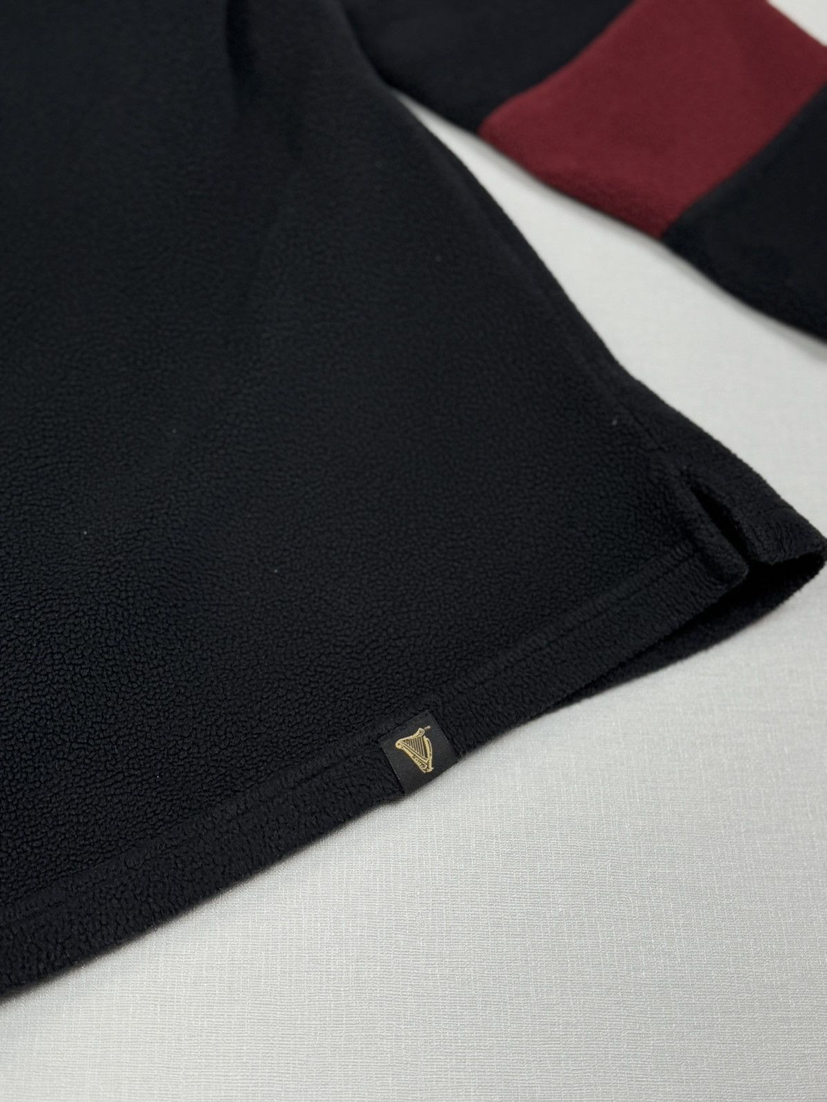 Vintage Men’s Vintage Guinness Long Sleeve Rugby Fleece Shirt size L Size US L / EU 52-54 / 3 - 3 Thumbnail