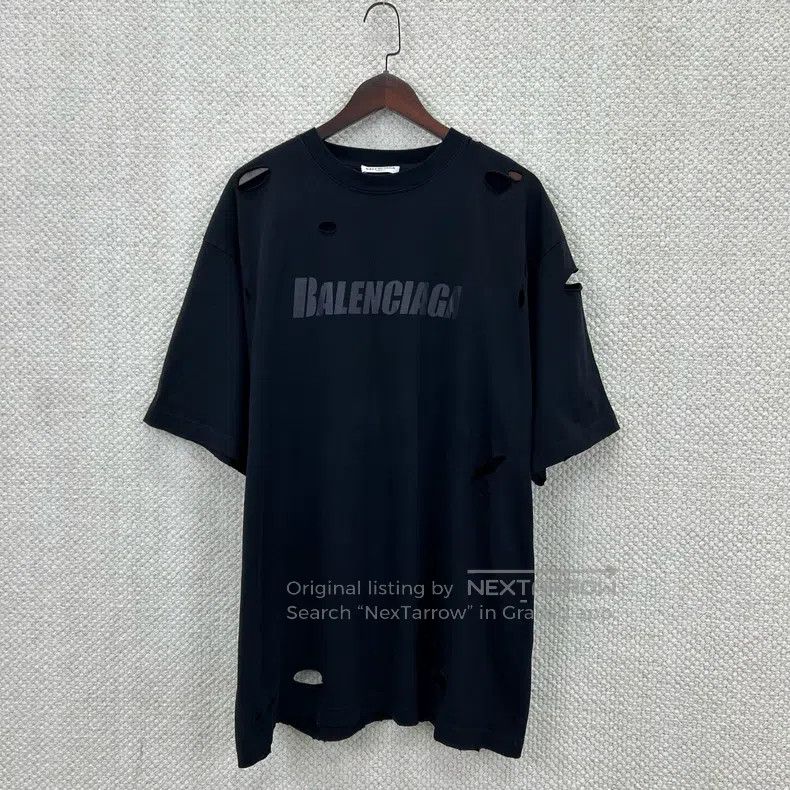 Balenciaga Balenciaga Letter Printed Round Neck Ripped Short Sleeve Size US XS / EU 42 / 0 - 1 Thumbnail