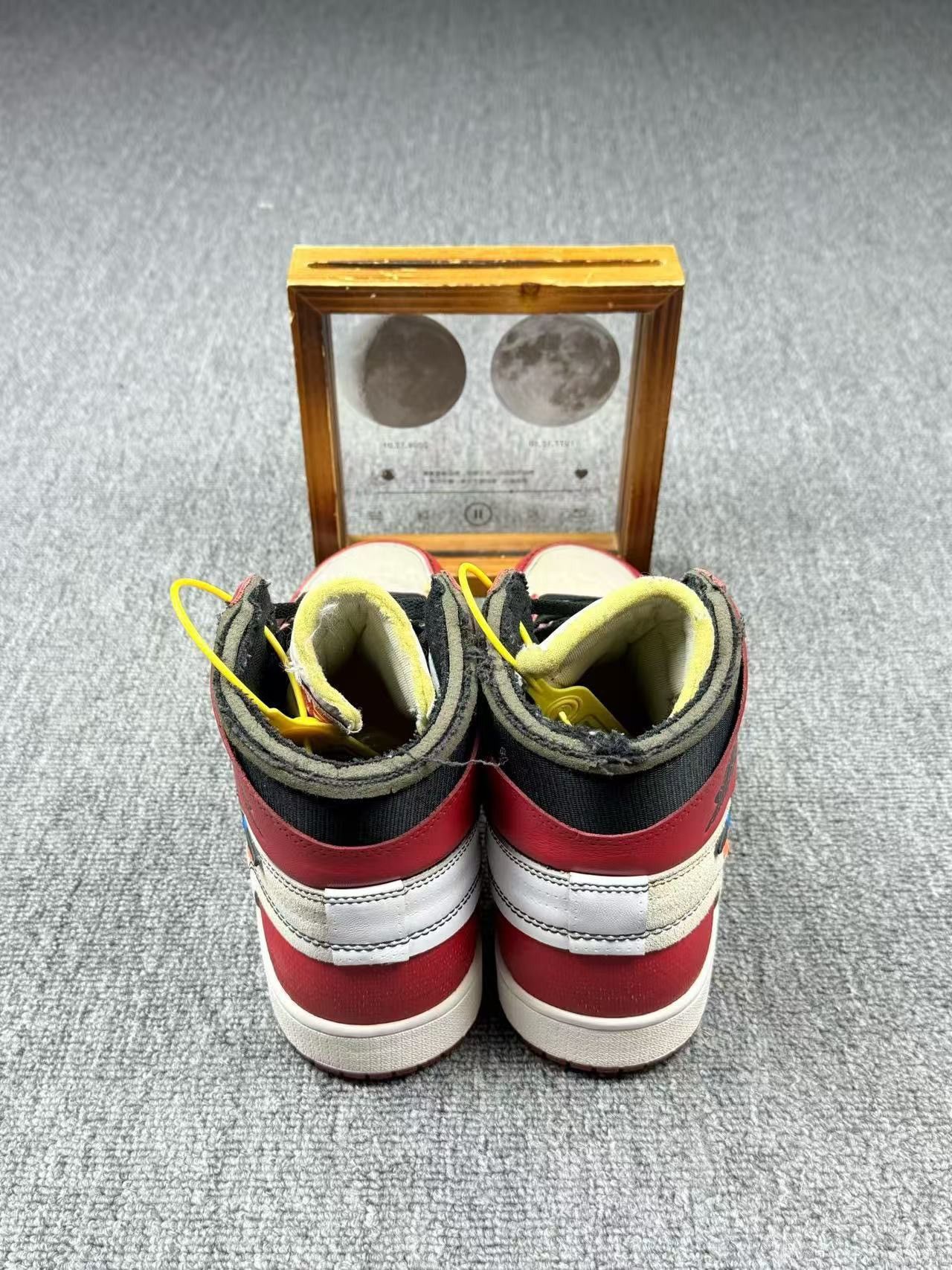 Nike × Off-White Off white air Jordan 1 Chicago Size US 9 / EU 42 - 5 Thumbnail