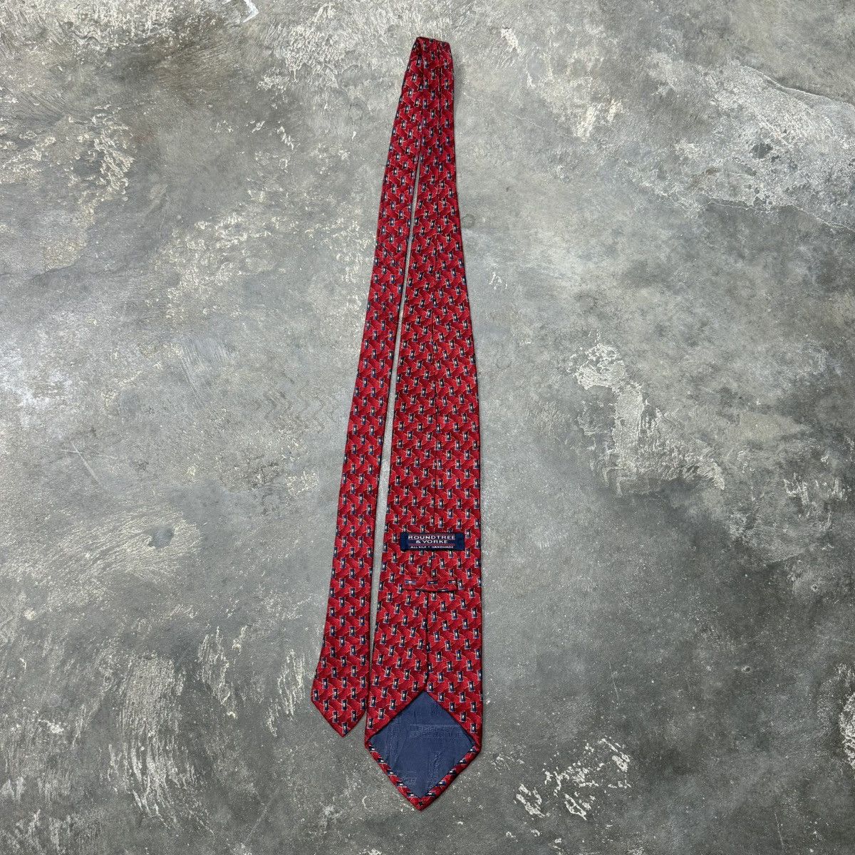Roundtree & Yorke Vintage Roundtree & Yorke Handmade Silk Tie USA Preppy Size ONE SIZE - 8 Thumbnail