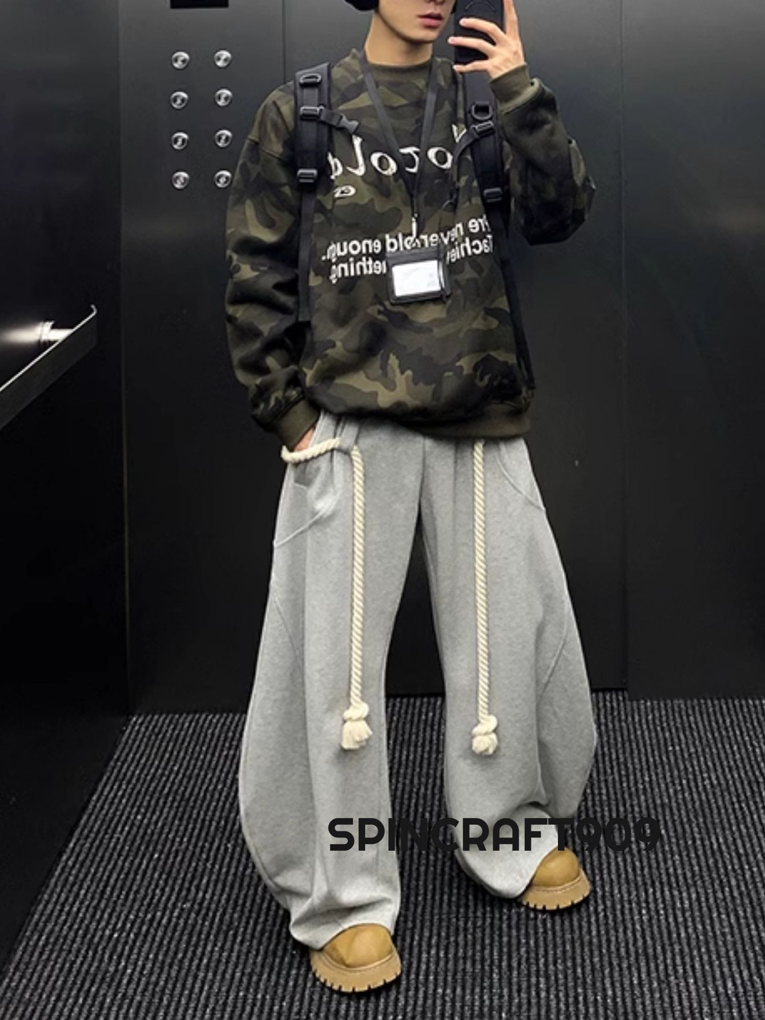 Vintage Baggy Stacked Flare Sweatpants, Loose Wide Leg Sweatpants Size US 32 / EU 48 - 1 Thumbnail