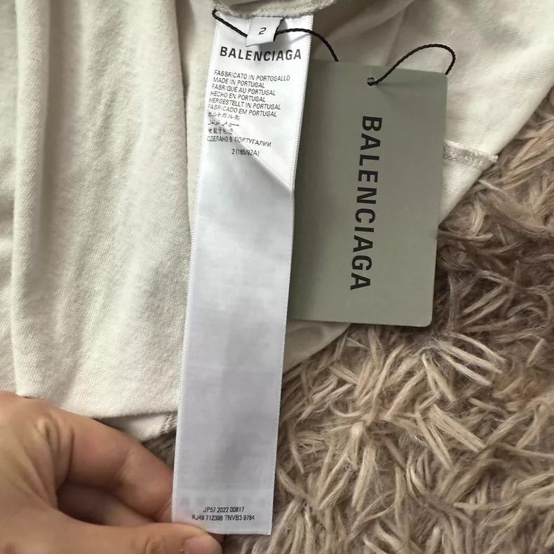 Balenciaga Balenciaga Apple Be Different Embroidered Logo Washed Short Size US M / EU 48-50 / 2 - 5 Thumbnail