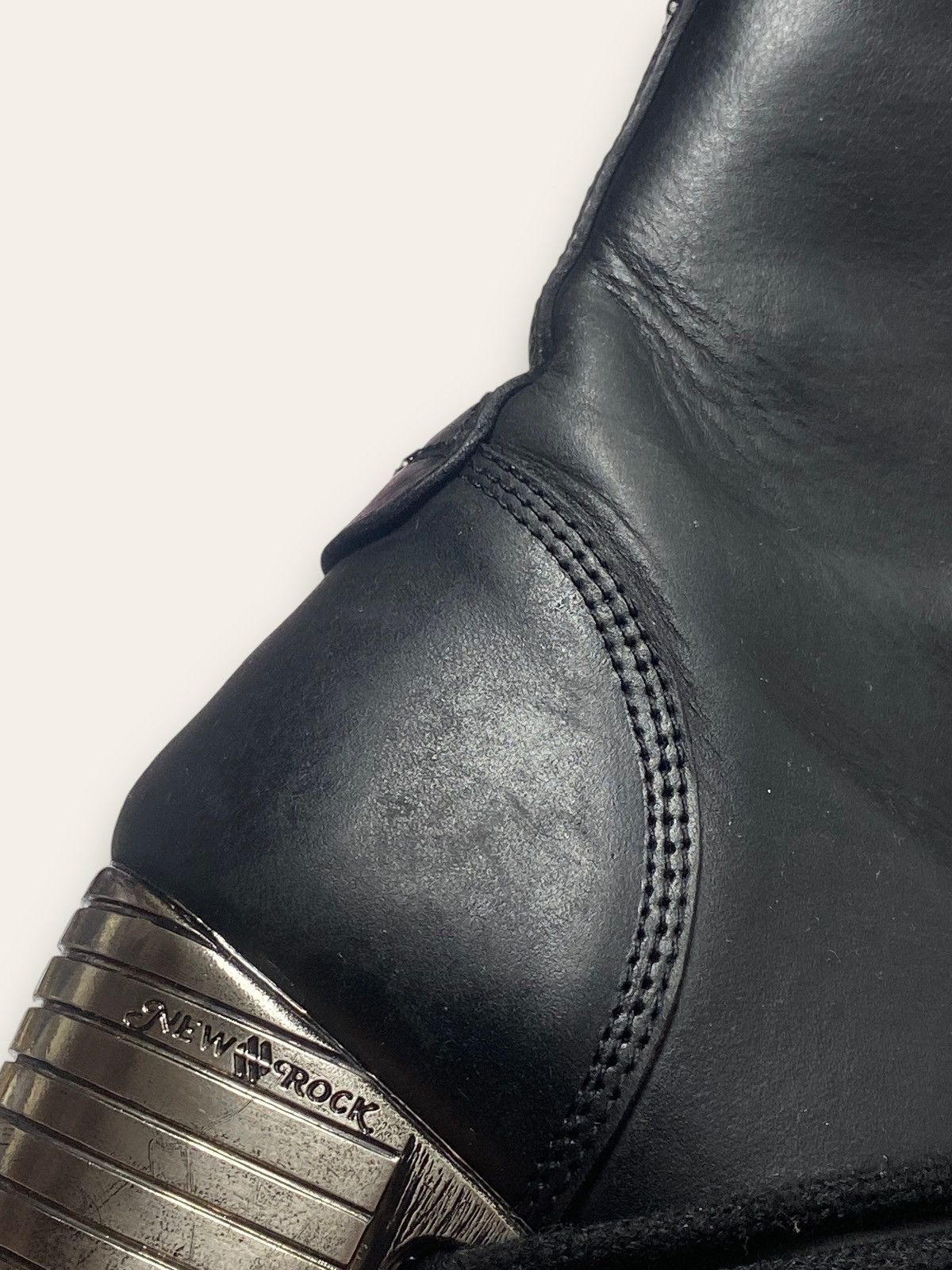New Rock Vintage NEW ROCK Heels High Top Leather Skin Black Boots Size US 10 / IT 40 - 19 Thumbnail
