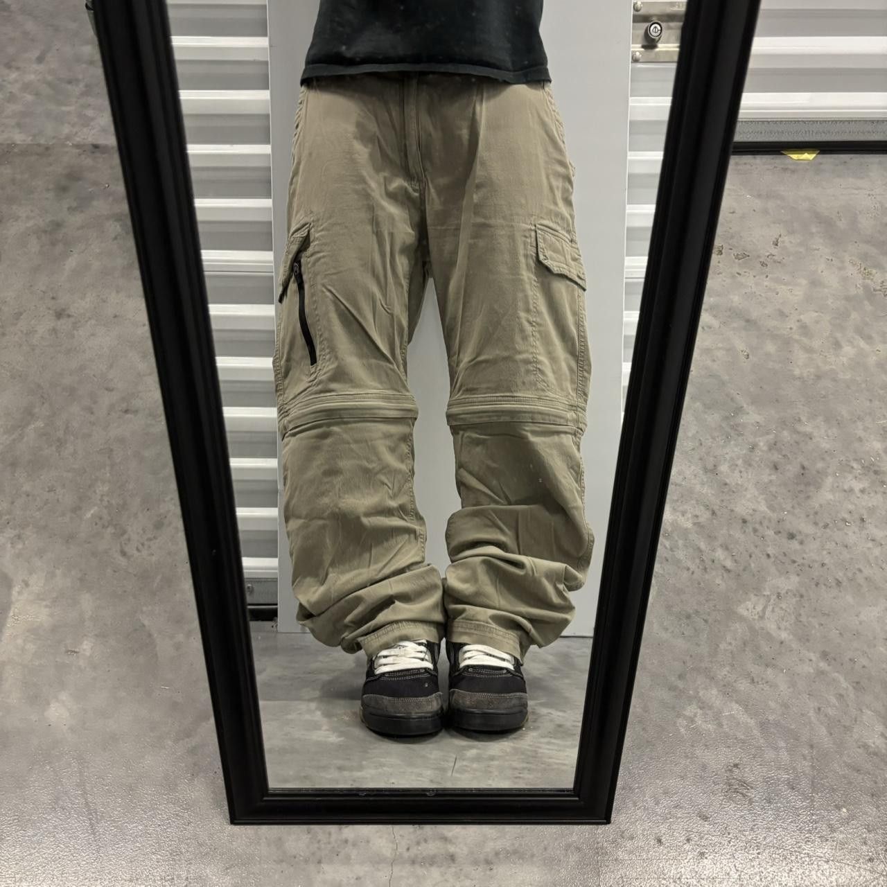 Japanese Brand × Vintage Crazy Vintage Y2K/2000s Baggy Khaki Tan Skater Utility Cargo Pants/Shorts! Size US 34 / EU 50 - 1 Thumbnail