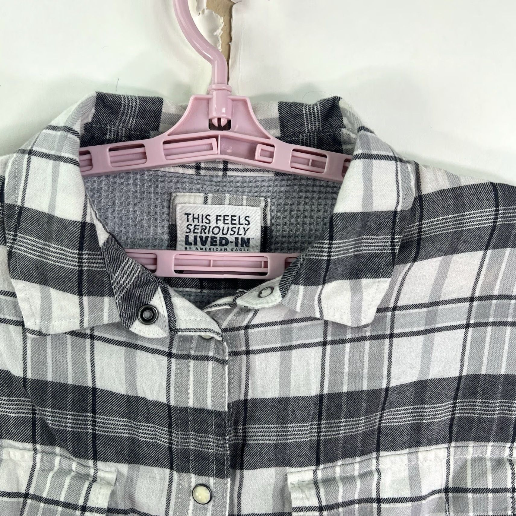 American Eagle Outfitters VINTAGE American Eagle Outfitters Buffalo Plaid Pearl Snap Button Shirt Women S Black/White Casual Knit Cotton-Viscose Plaid Long Sleeve Size S / US 4 / IT 40 - 2 Thumbnail