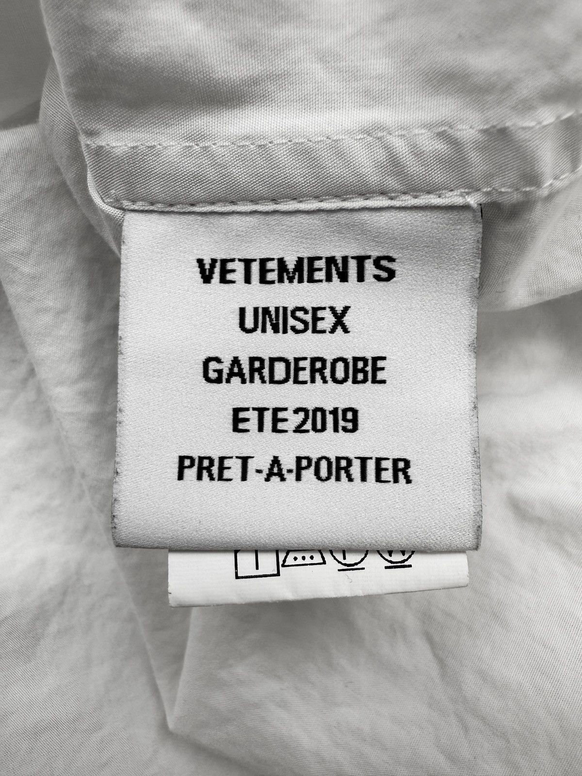 Vetements AW19 Vetements ‘Forgive Us’ Embroidered Button Up Shirt Size US XS / EU 42 / 0 - 4 Thumbnail