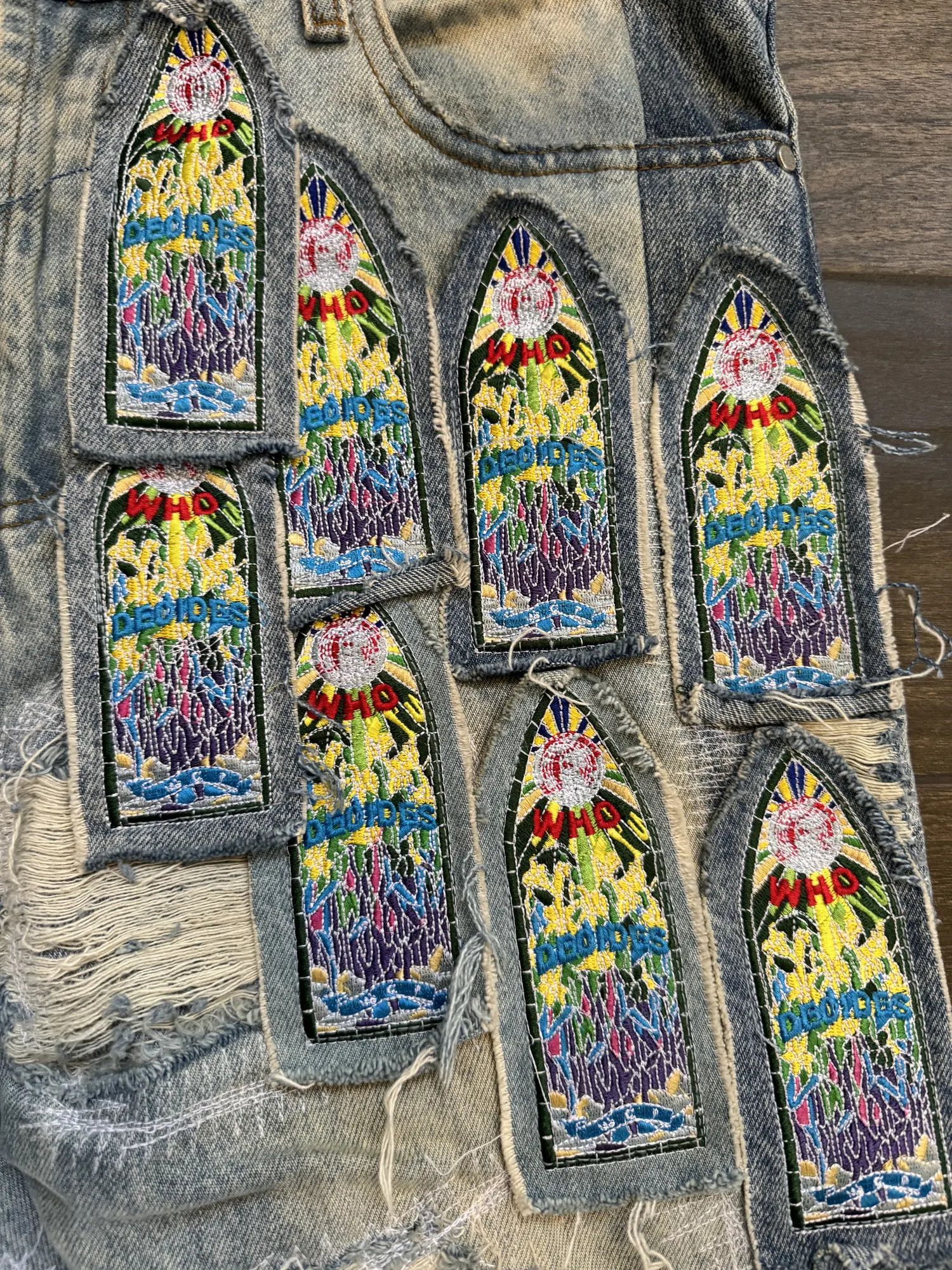 Who Decides War Coliseum Fusion Stained Glass Cathedral Distressed Denim Size US 34 / EU 50 - 3 Thumbnail