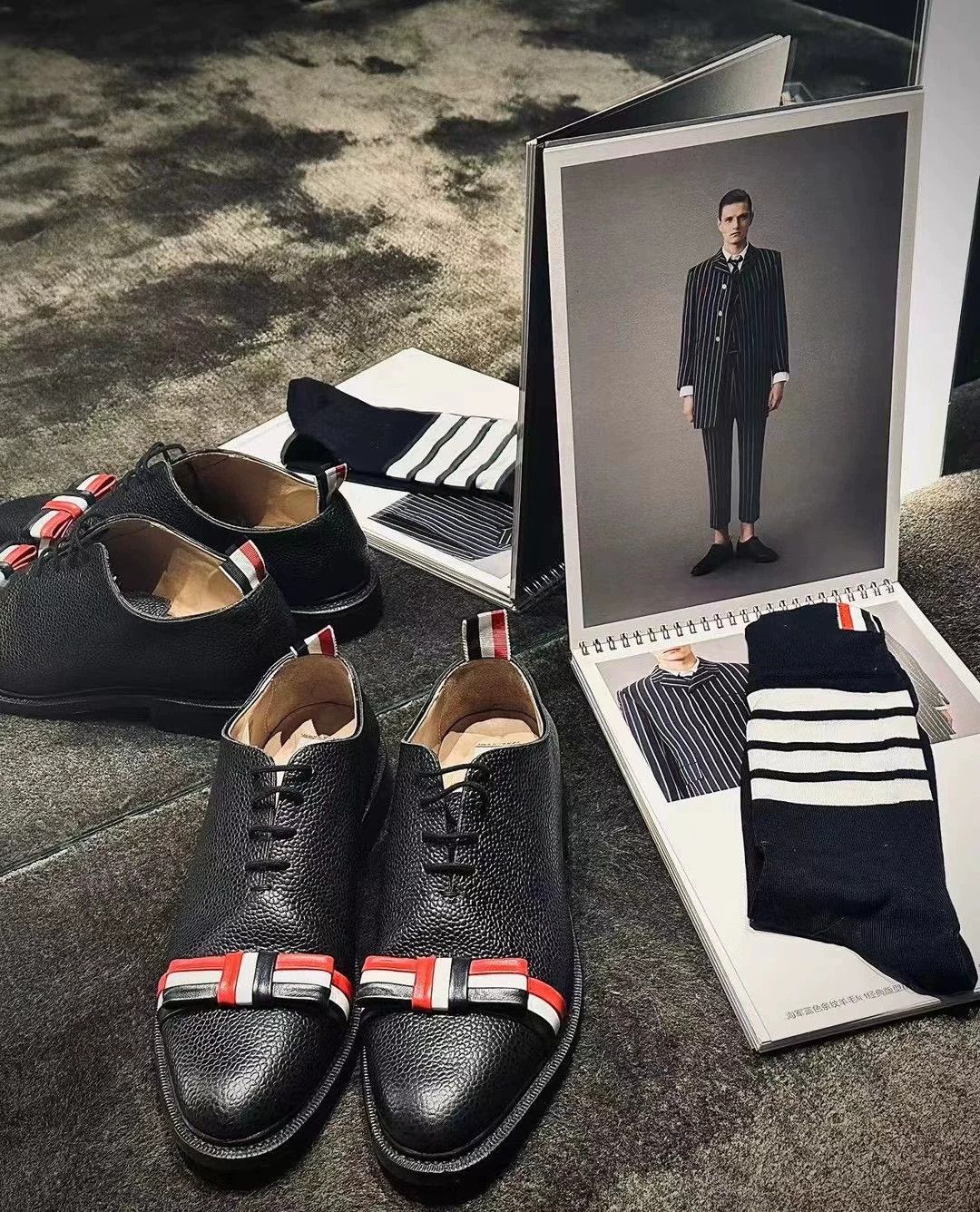 Thom Browne Thom Browne Women's Classic Black Bow Tie Shoes Size 38 Size US 7.5 / IT 37.5 - 8 Thumbnail