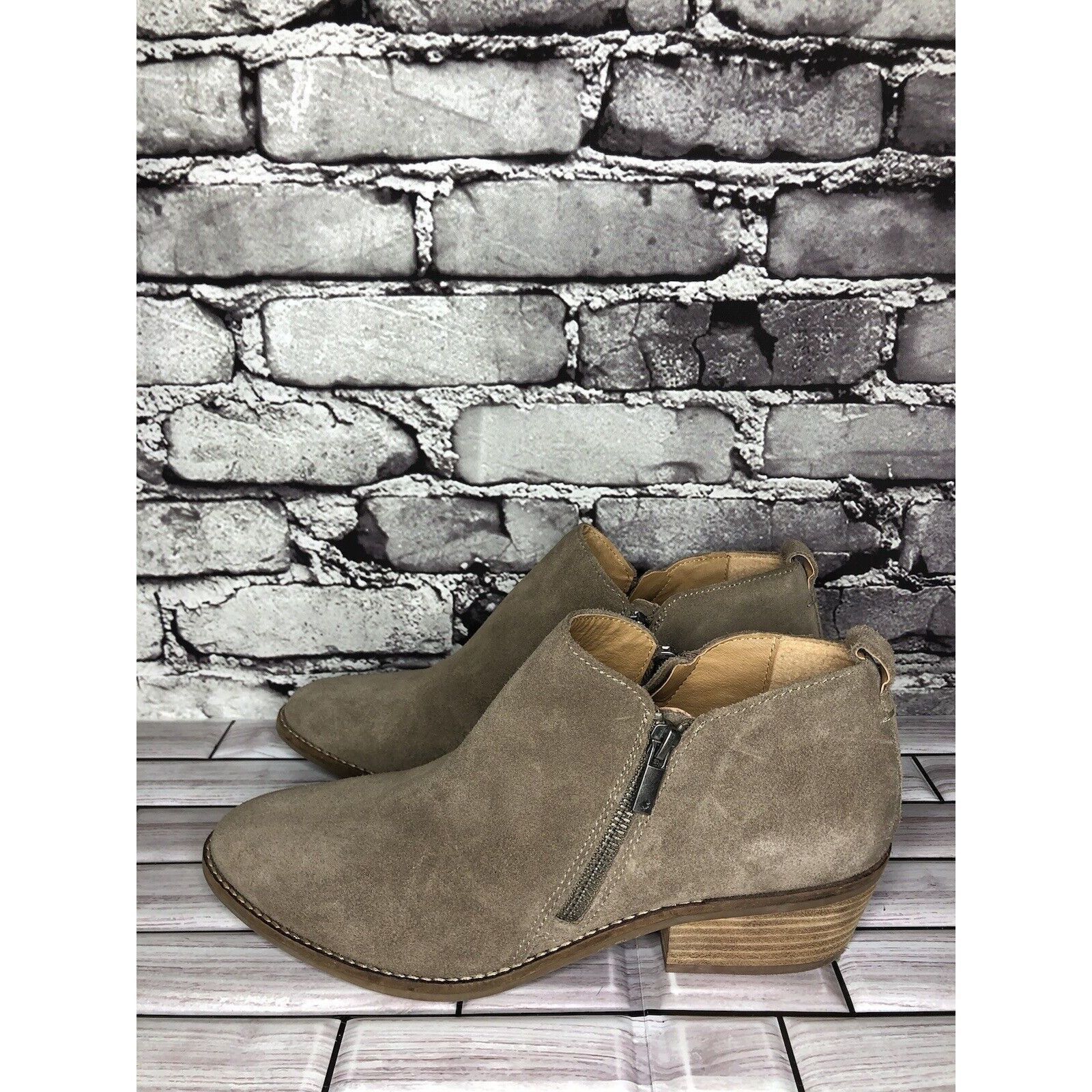 Lucky Brand Lucky Brand Fineses Taupe Suede Leather Double Zipper Heels Size US 10 / IT 40 - 15 Thumbnail