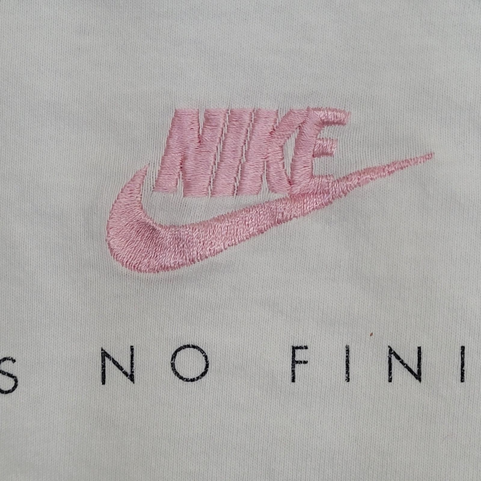 Nike Vintage Y2K NIKE Center Swoosh Shirt 2XL 28x29 White Baggy Size US XXL / EU 58 / 5 - 18 Thumbnail