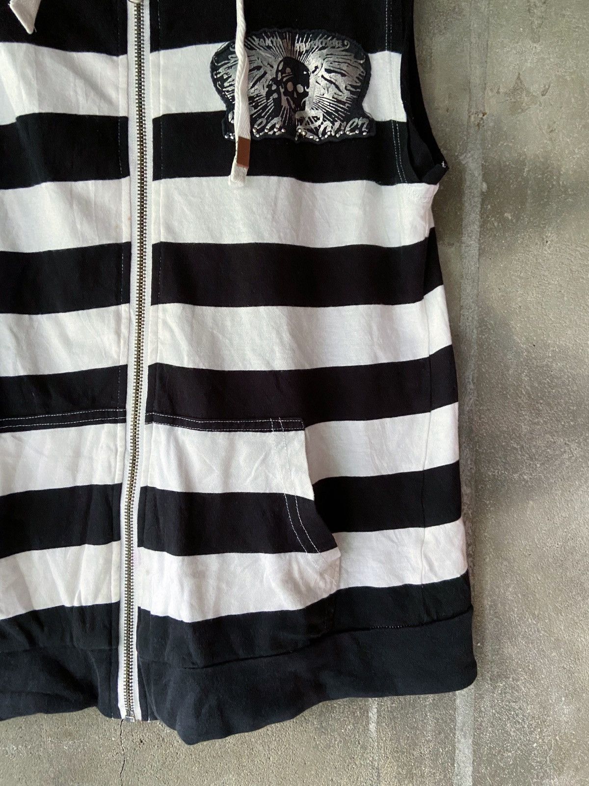 Japanese Brand TREASURE ISLAND SEA ROVER PUNK ZIP HOODIE STYLE Size US S / EU 44-46 / 1 - 5 Thumbnail