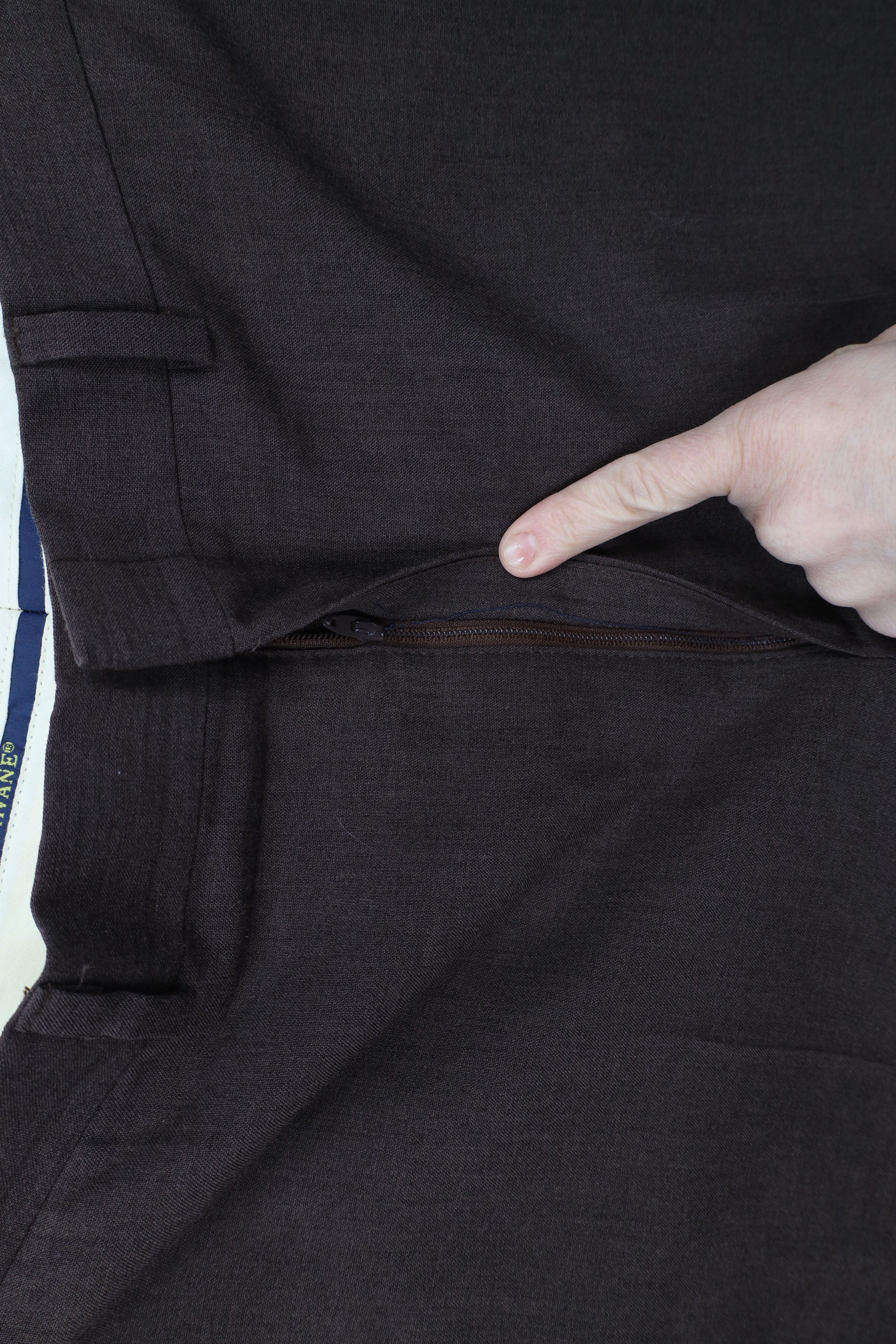 Vintage Vintage 90s Streetwear Flared Wide Leg Chino Pants Brown Size US 34 / EU 50 - 5 Thumbnail