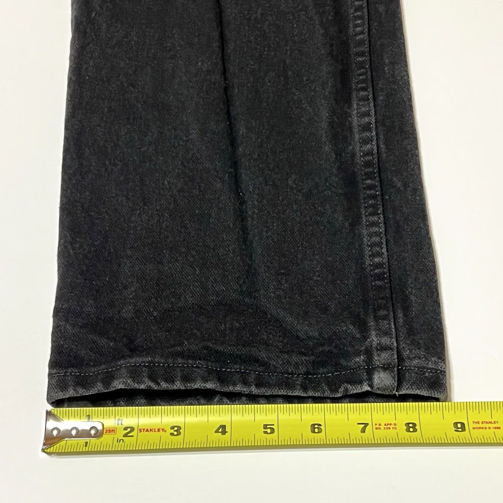 Wrangler VINTAGE Wrangler 13MWZ Black Denim Jeans Men’s 38x33 Straight 5-Pocket Zip Button Western Cowboy Cut USA Size US 38 / EU 54 - 7 Thumbnail