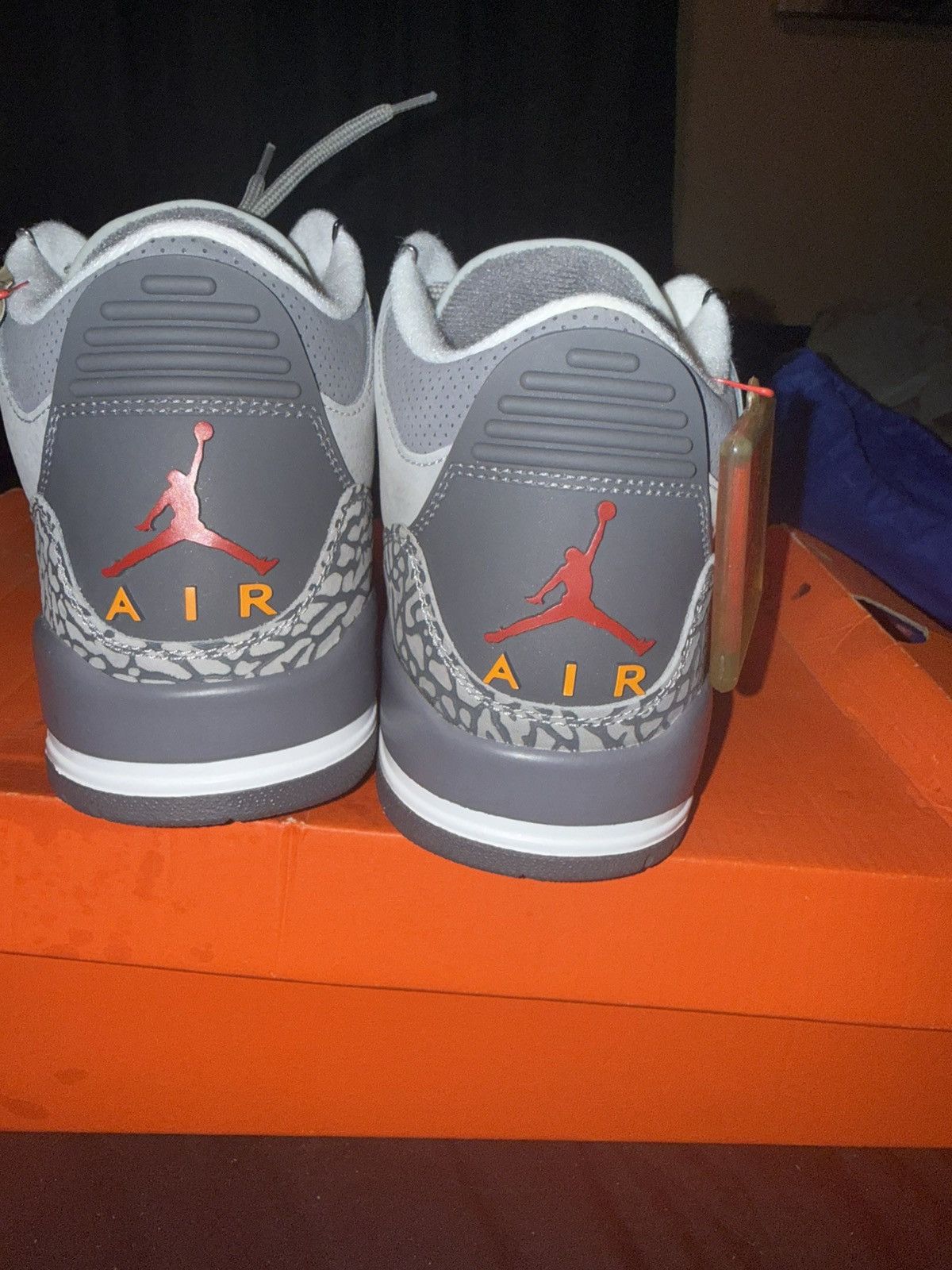 Jordan Brand Jordan 3 grey spiked biggie vs Tupac’s Size US 9 rare seepic Size US 9 / EU 42 - 4 Thumbnail