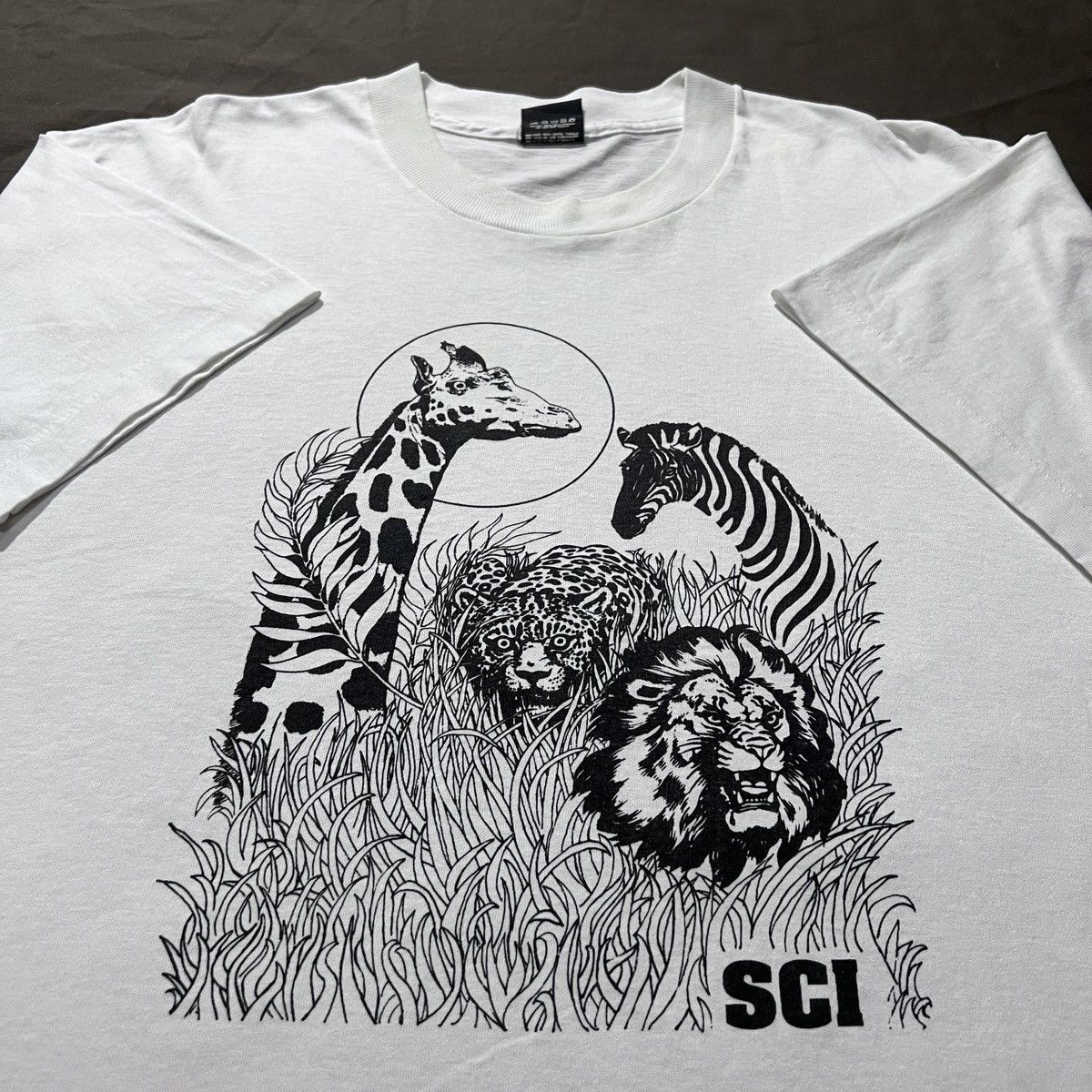 Vintage Vintage 90s SCI Habitat Animals Tee XL graphic streetwear Size US XL / EU 56 / 4 - 1 Thumbnail