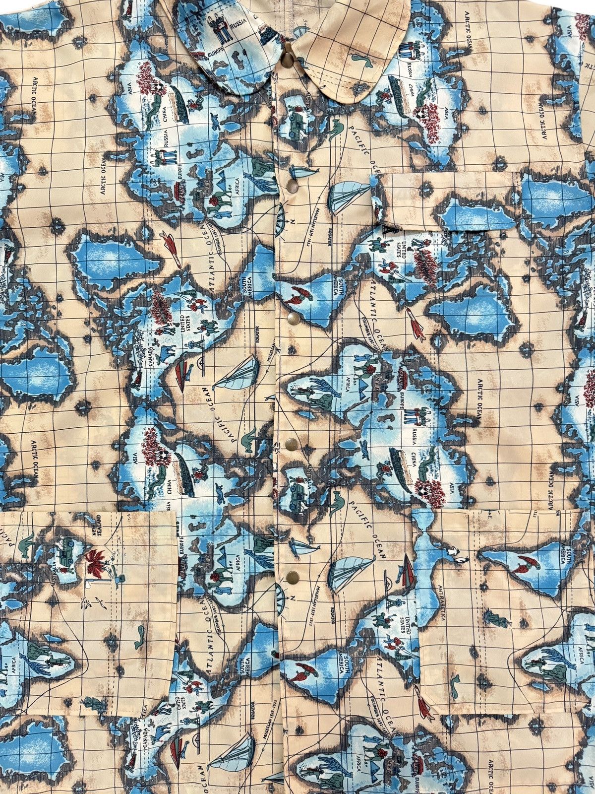 Vintage Vintage World Map All Over Print Nylon Raincoat Jacket Size US XL / EU 56 / 4 - 8 Thumbnail