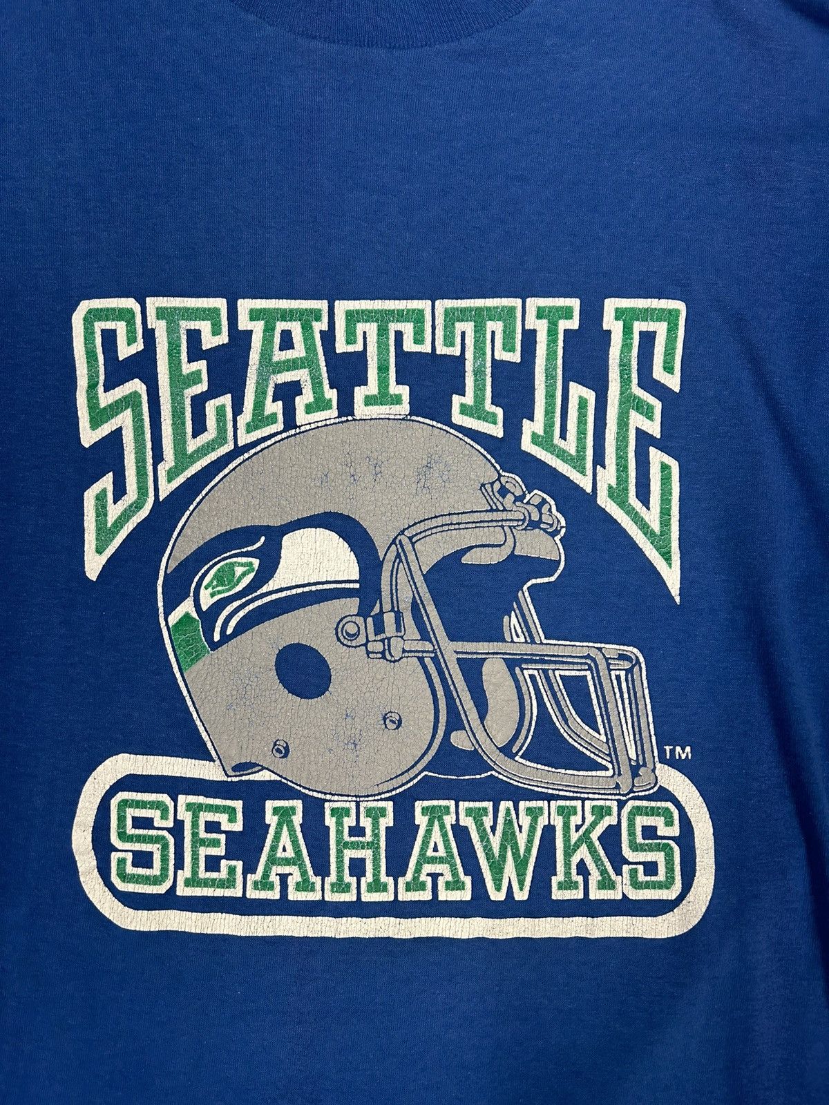 NFL × Vintage Crazy Vintage 90s Essential Blue Seattle Seahawk NFL T-Shirt Size US L / EU 52-54 / 3 - 2 Thumbnail