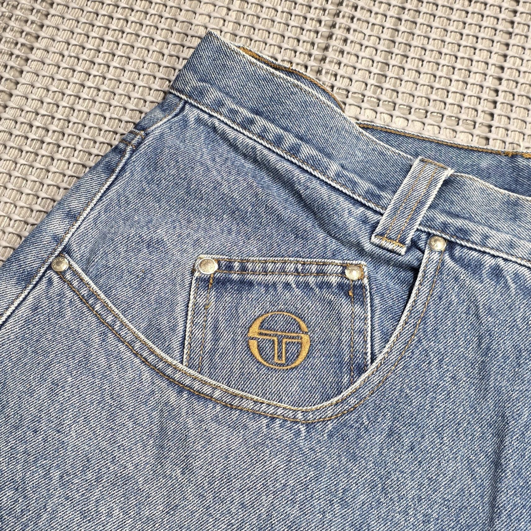 Sergio Tacchini VINTAGE Sergio Tacchini Heavyweight Denim Short 40x11 Embroidered Logo Jeans Men 40 Blue 80s 90s Hip Hop Jorts Size US 40 / EU 56 - 3 Thumbnail