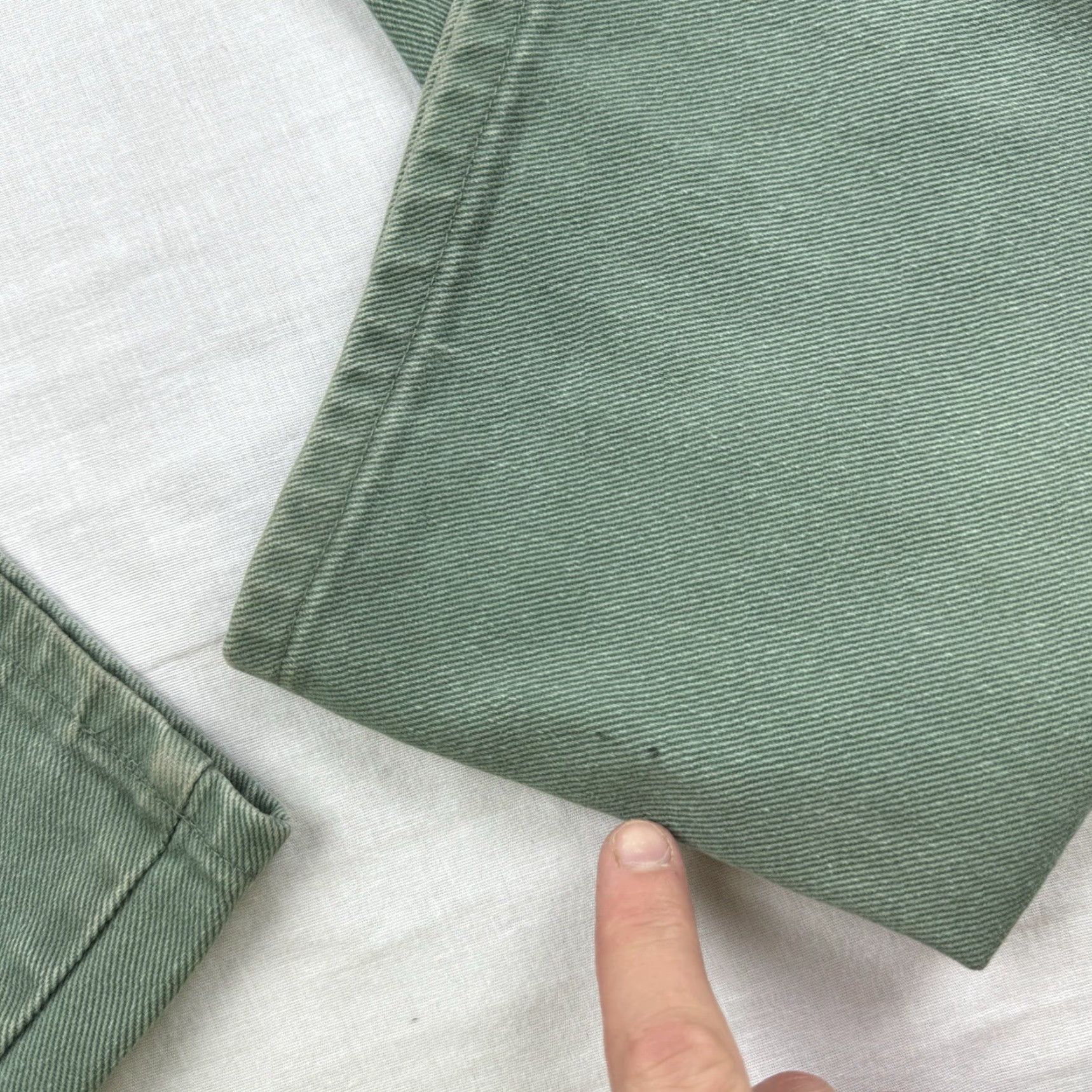 Vintage VINTAGE Lion Apparel Jeans Men 38x30 Green 90s Straight Leg Pants Size US 38 / EU 54 - 2 Thumbnail