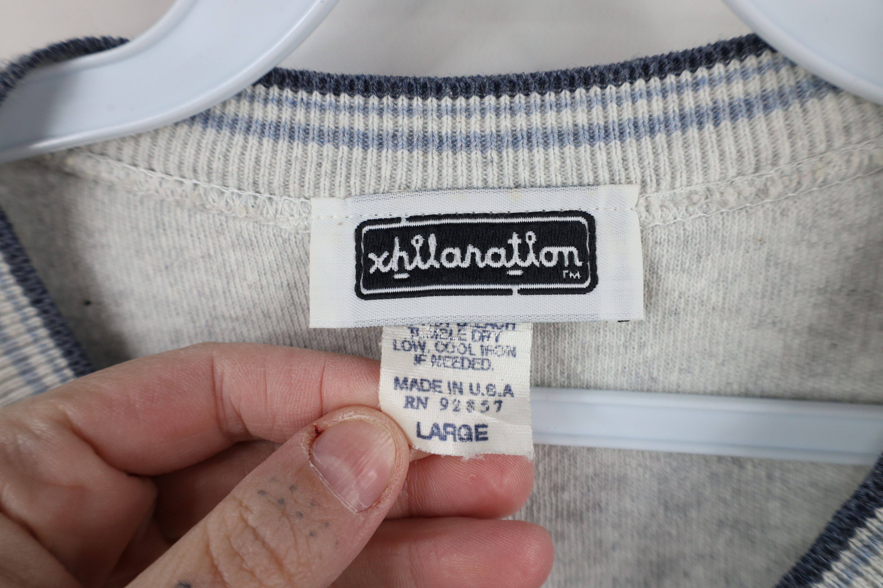 Vintage Vintage 90s Streetwear Doll Striped Knit V-Neck Sweater USA Size L / US 10 / IT 46 - 7 Thumbnail
