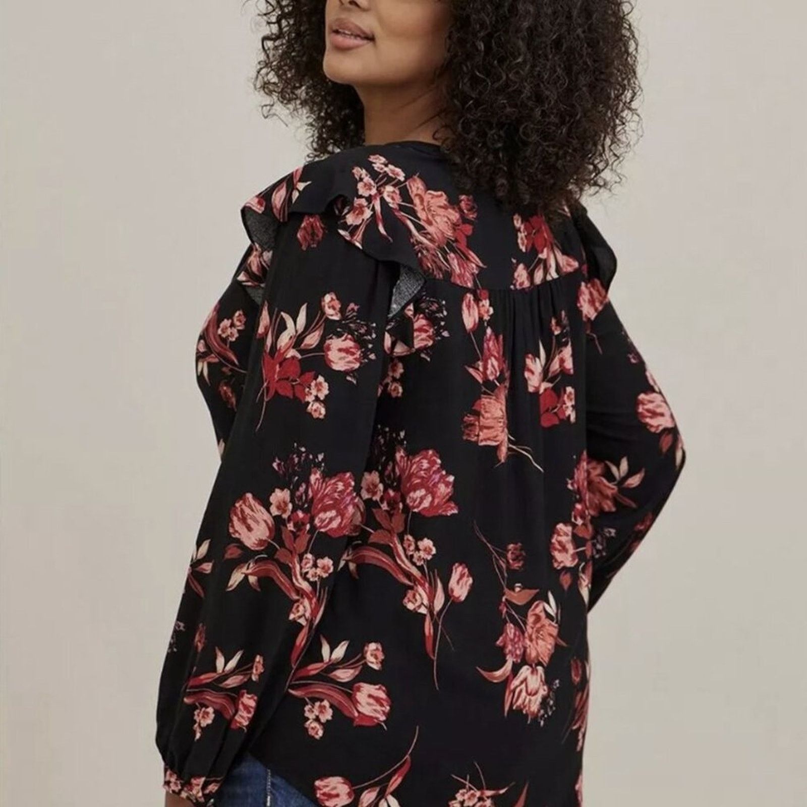 Torrid Torrid Floral Blouse Size 2 18/20 NWT Black Pink Challis Size XXL / US 16-18 / IT 52-54 - 7 Thumbnail