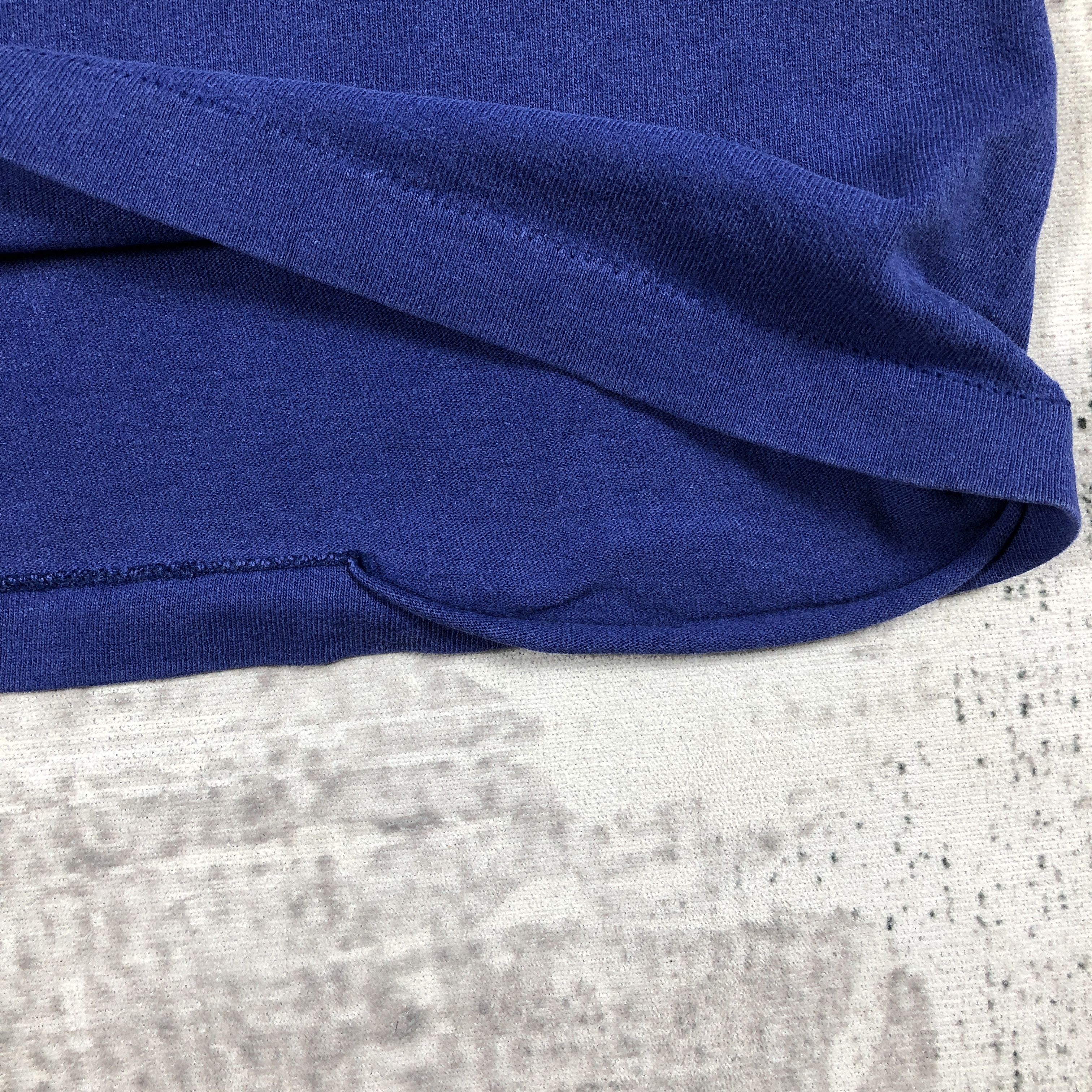 Guess Vintage 90s Guess T-shirt Size US M / EU 48-50 / 2 - 4 Thumbnail