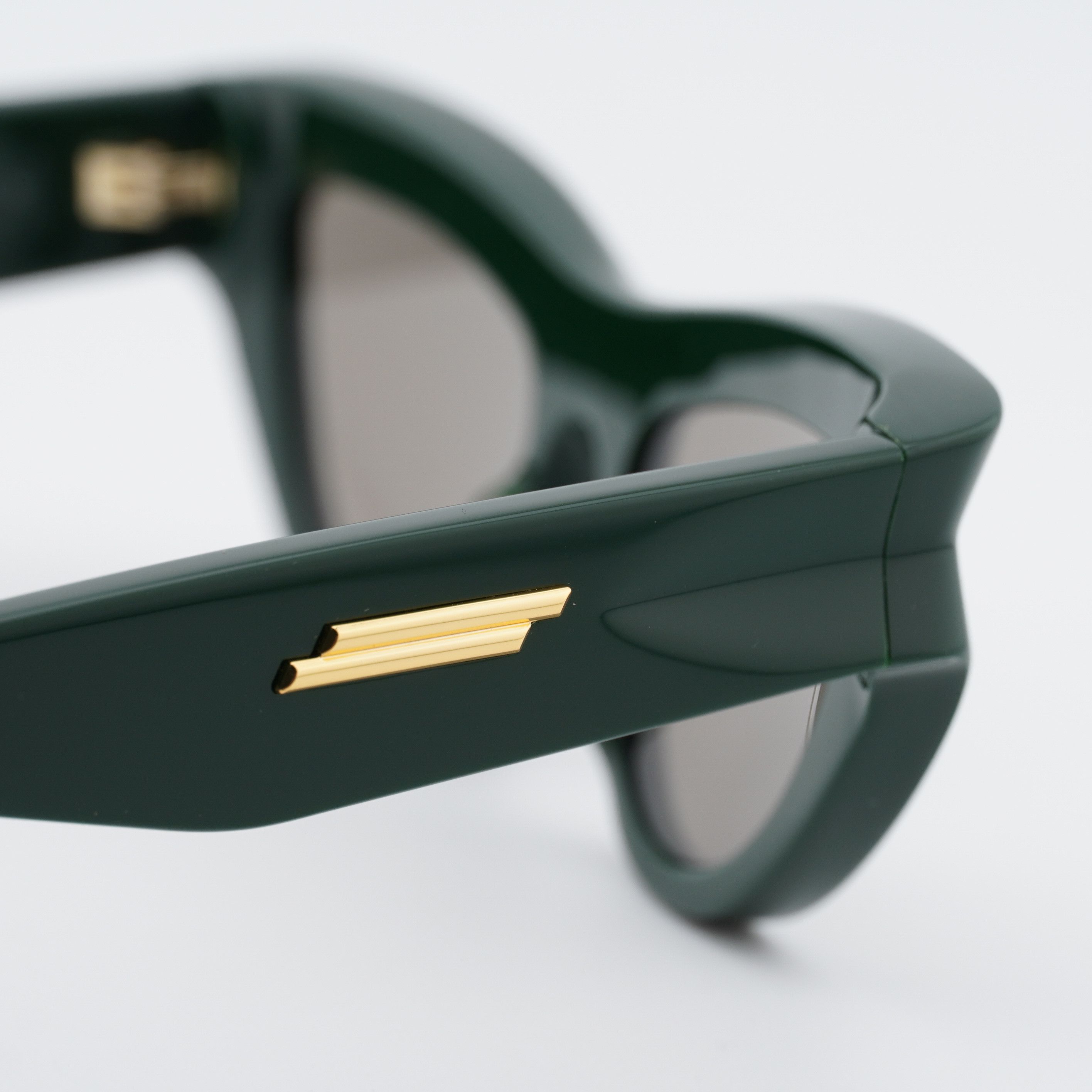 Bottega Veneta Bottega Veneta BV1220S 004 Sunglasses Green Cat Eye Frame Size ONE SIZE - 7 Thumbnail