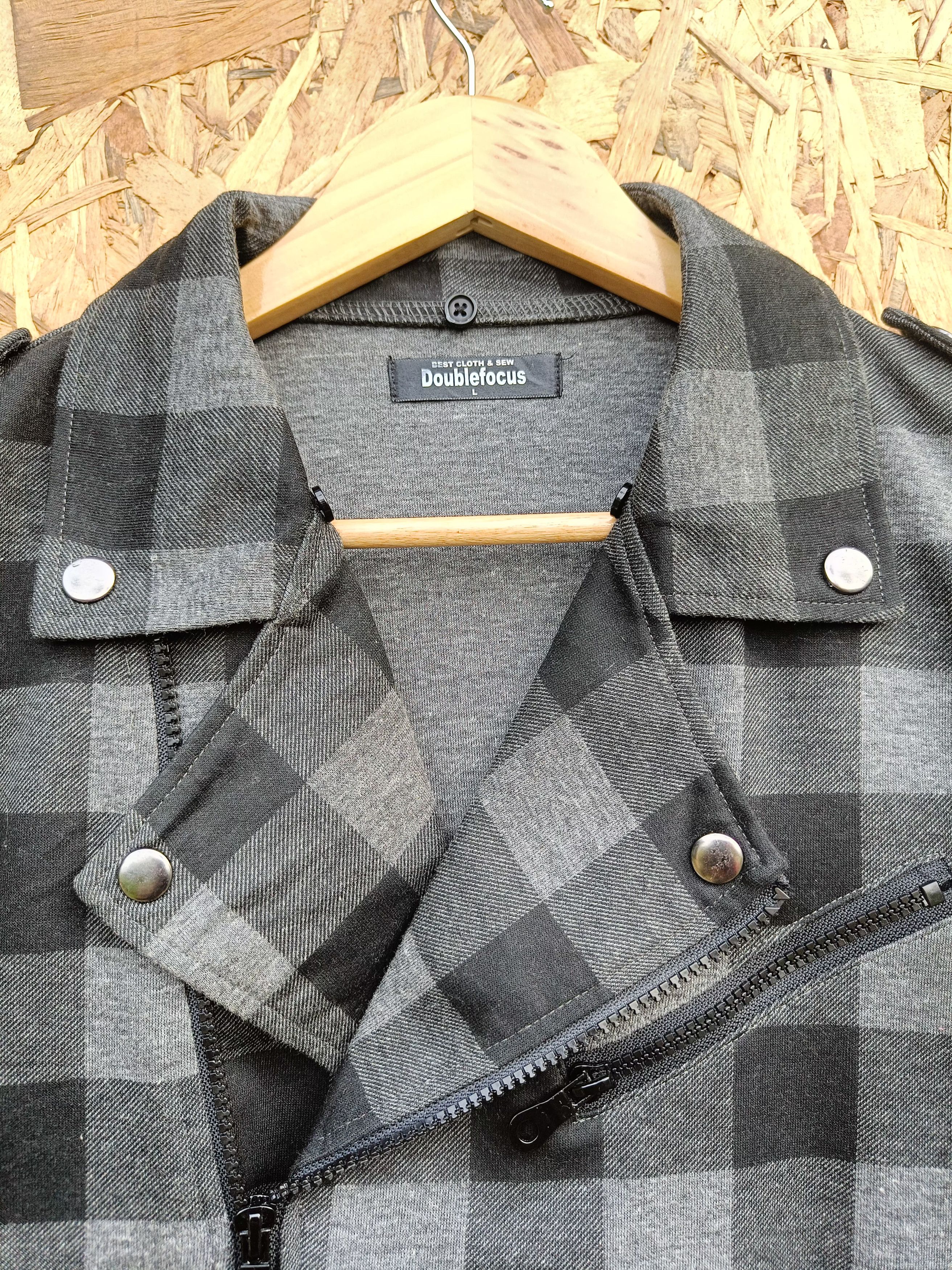 Japanese Brand Double Collar, Checker Zipper Hoodies Punk GrungeJacket Size US L / EU 52-54 / 3 - 13 Thumbnail
