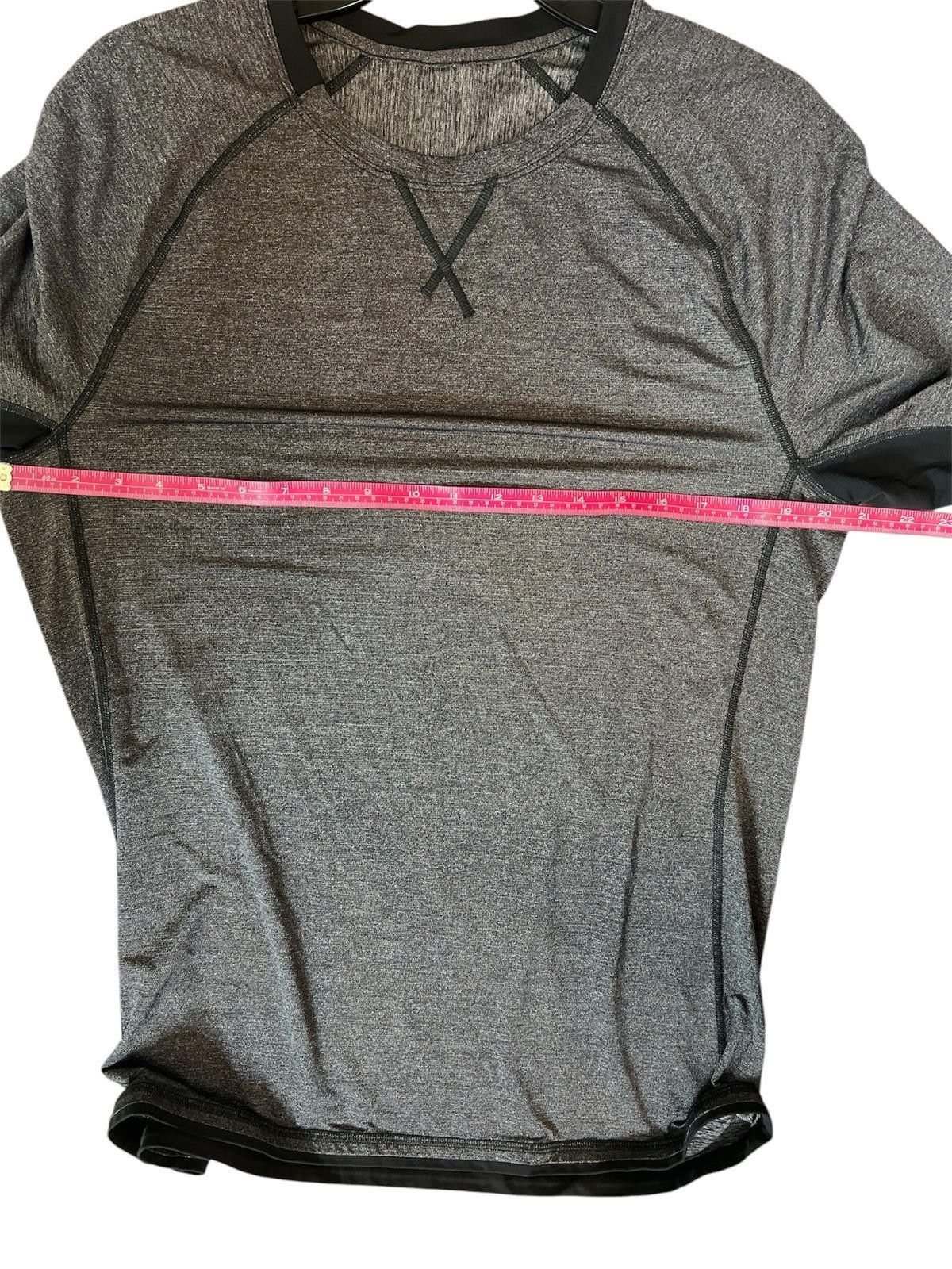 Designer Lululemon Mens Short Sleeve Shirt Sz Large Size US L / EU 52-54 / 3 - 4 Thumbnail