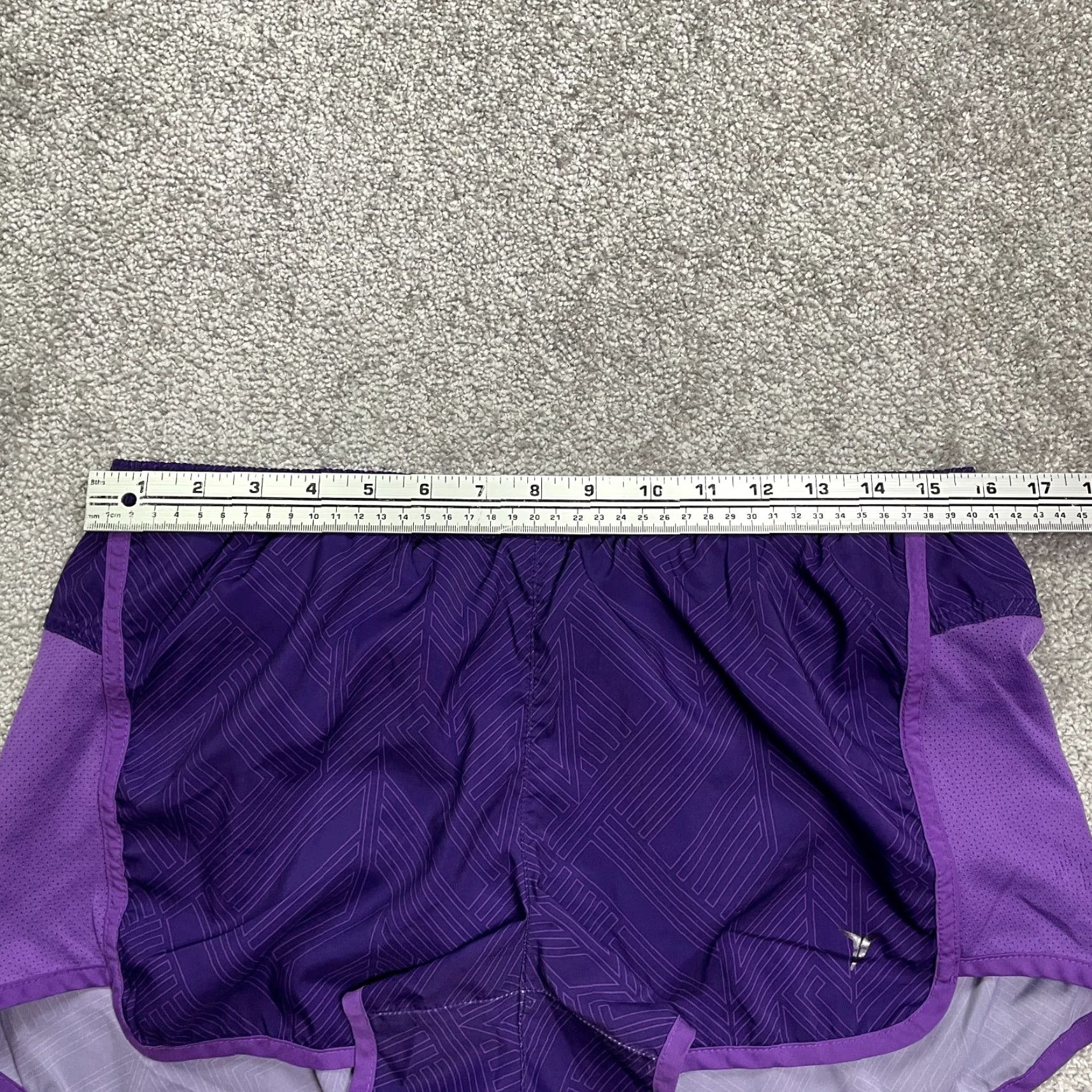 Old Navy VINTAGE Old Navy Active Shorts Womens Large Purple Elastic Drawstring Gym Athletic 32x3 Size 36" / US 14 / IT 50 - 6 Thumbnail