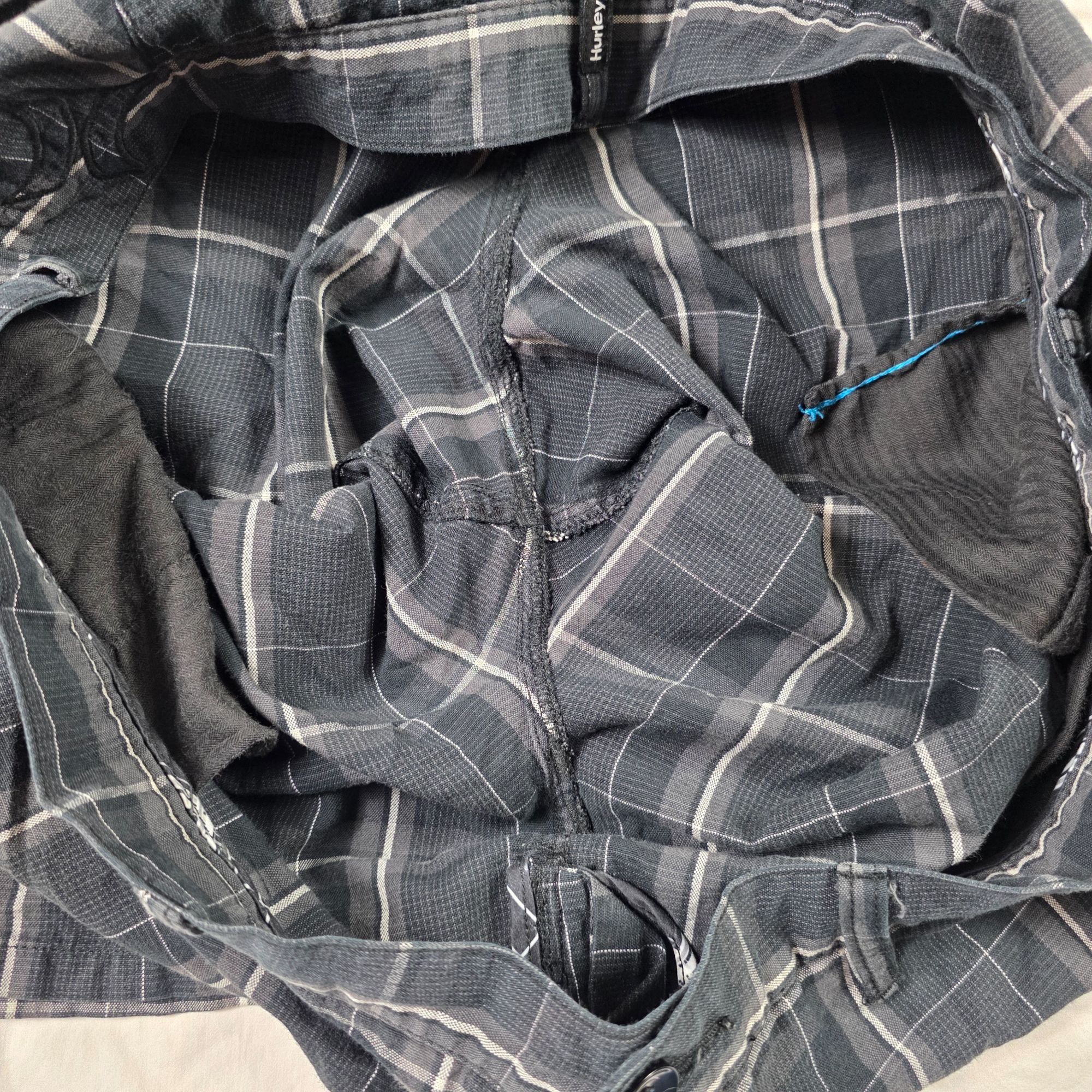 Hurley Hurley Mens Size 42 Black Plaid Shorts Walking Casual Lightw Size US 42 / EU 58 - 4 Thumbnail