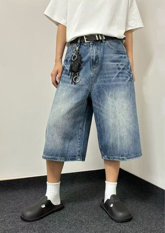 Jean Blue washed distressed lightning denim shorts Size US 32 / EU 48 - 2 Thumbnail