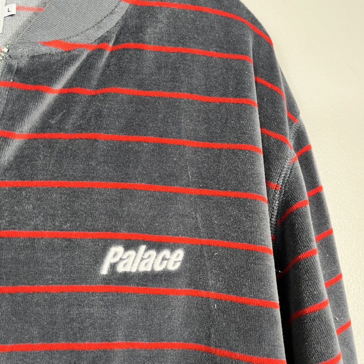 Palace Palace Skateboards Velour Bomber Gray Striped Velvet Jacket Size US L / EU 52-54 / 3 - 2 Thumbnail