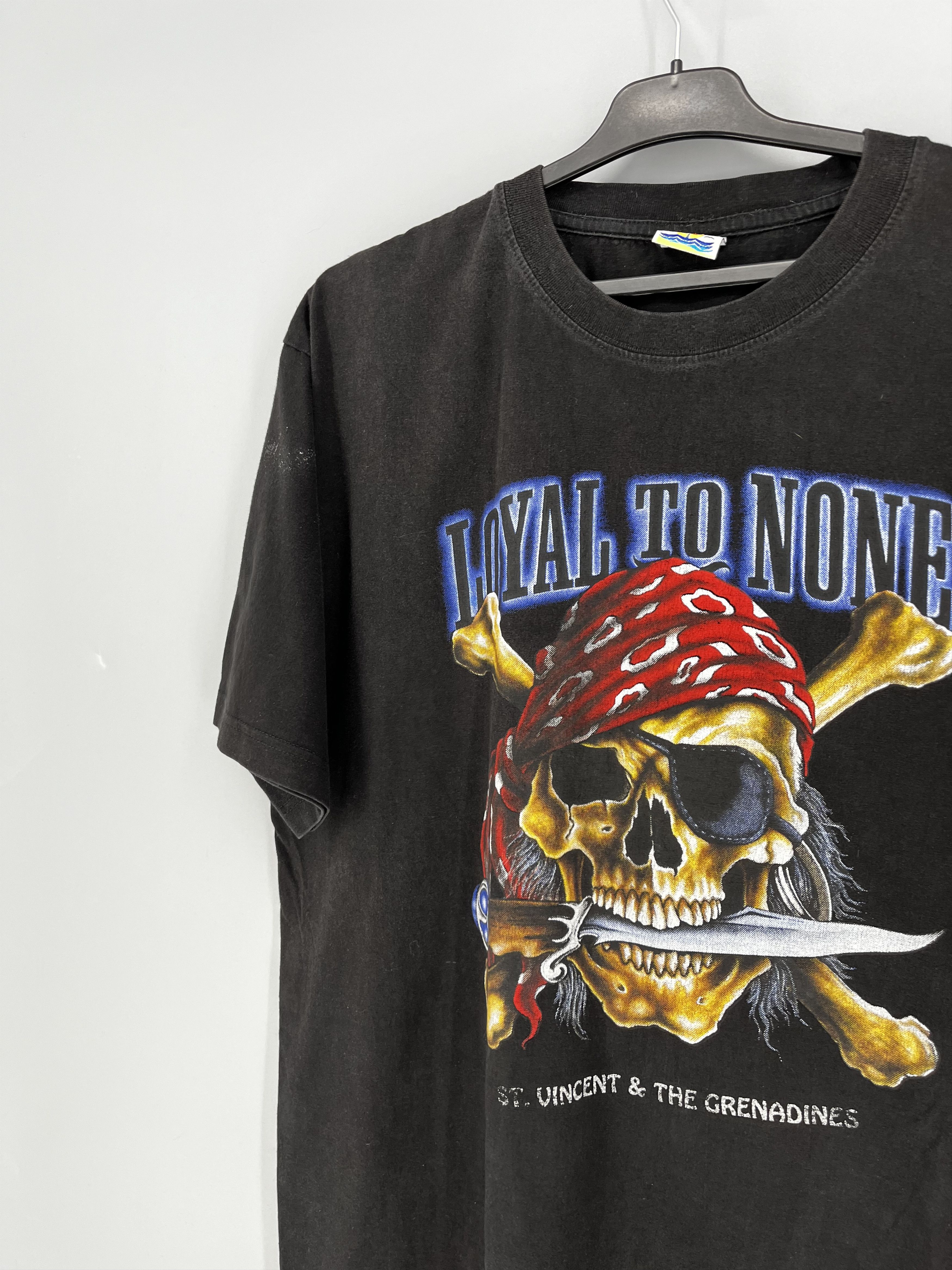 Vintage Loyal To None Pirate Crossbones Knife Graphic Shirt 2000s Size US XL / EU 56 / 4 - 5 Thumbnail