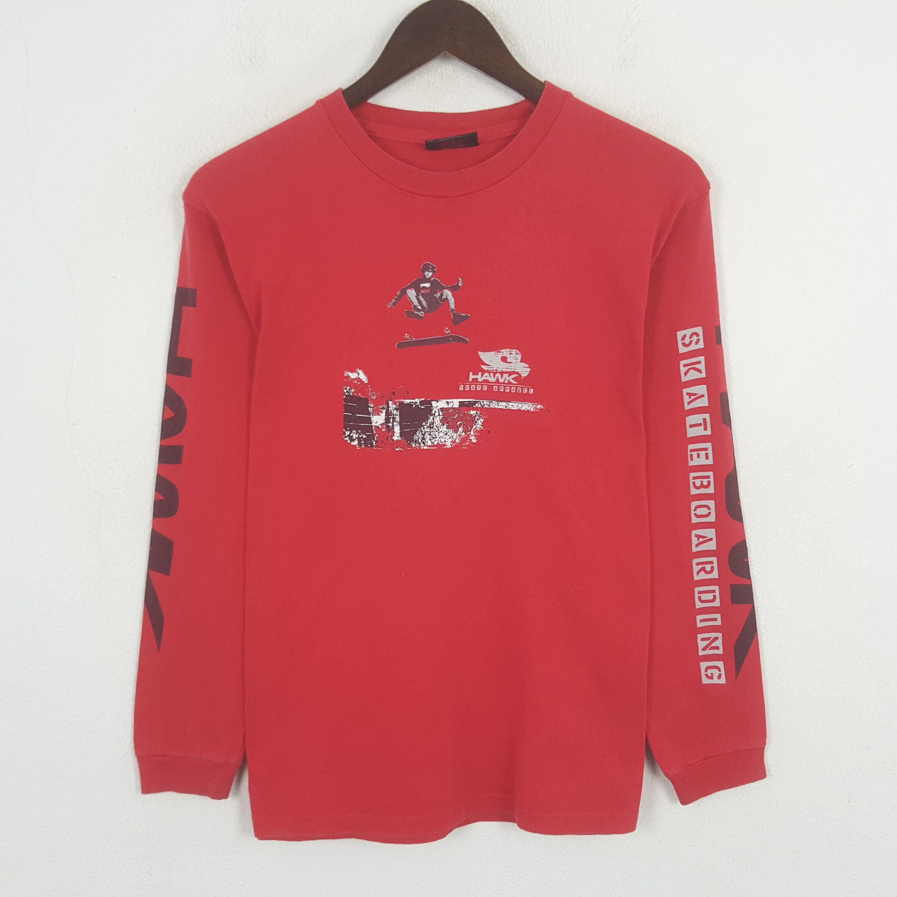 Hawk Vintage Hawk Skateboard Tshirt Size US XL / EU 56 / 4 - 1 Thumbnail
